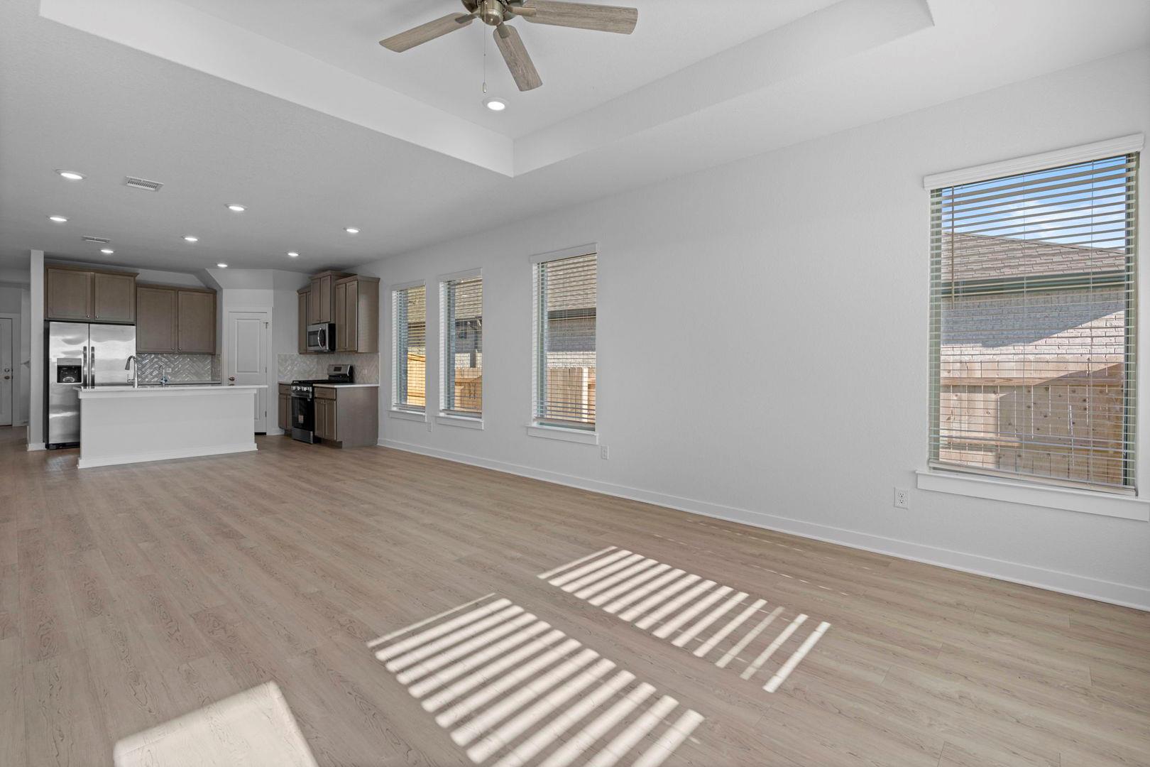 408 Bloomington Loop, Hutto, TX 78634