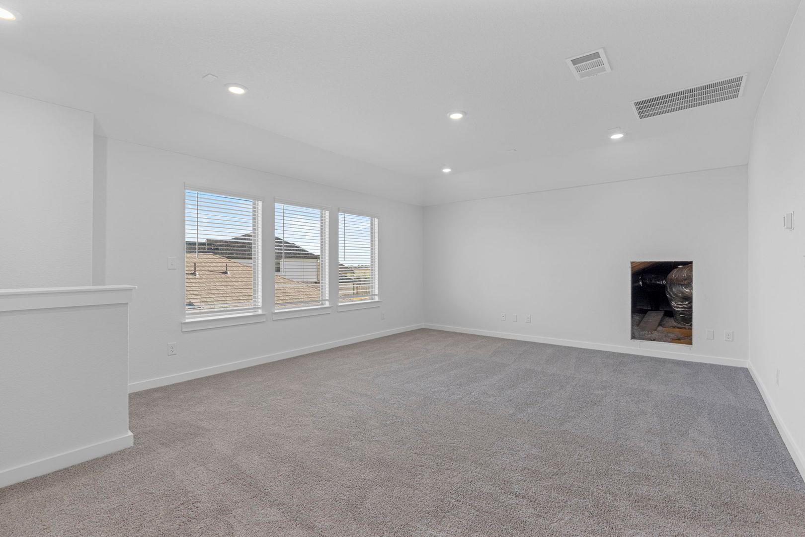 408 Bloomington Loop, Hutto, TX 78634