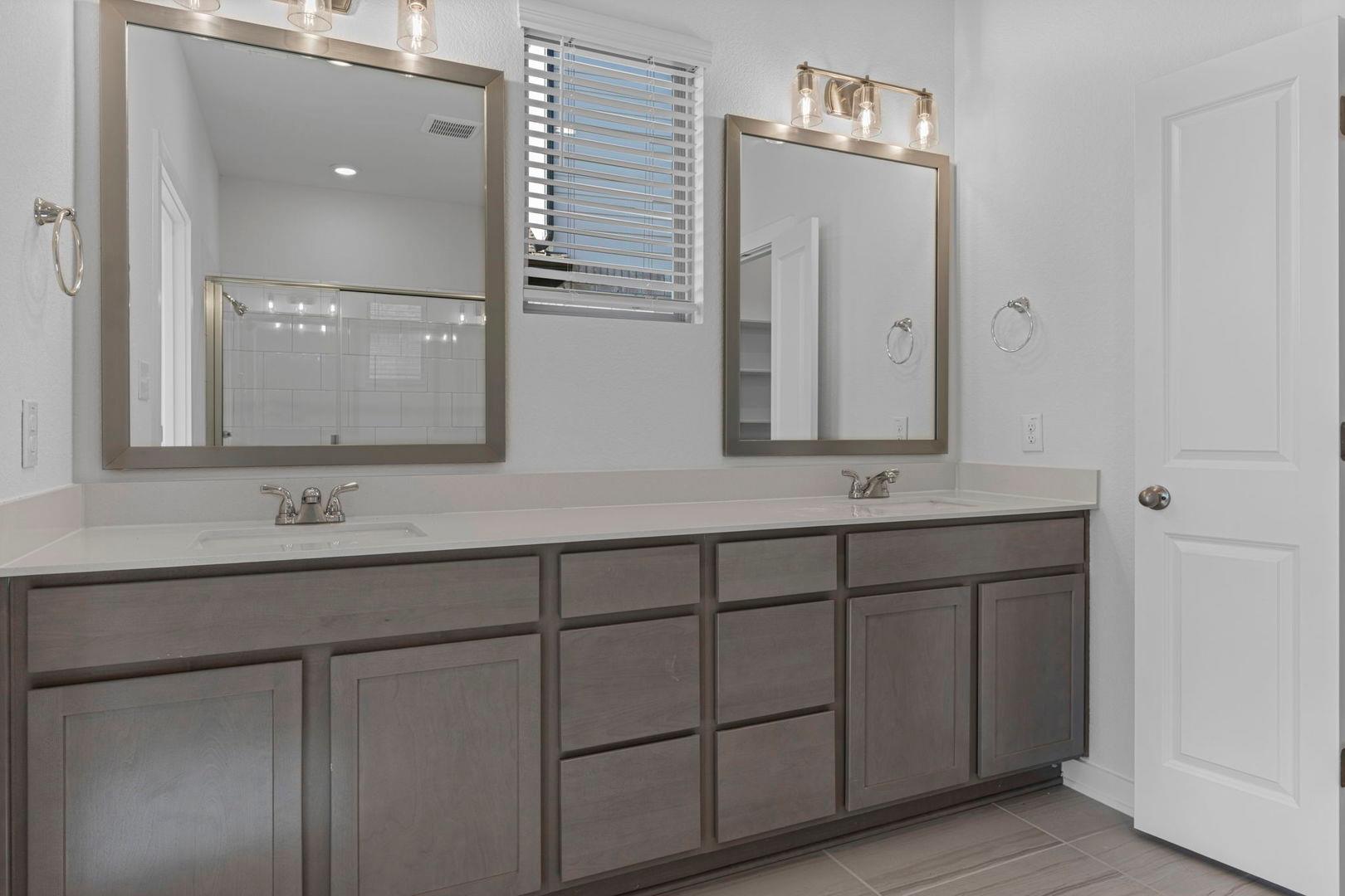 408 Bloomington Loop, Hutto, TX 78634