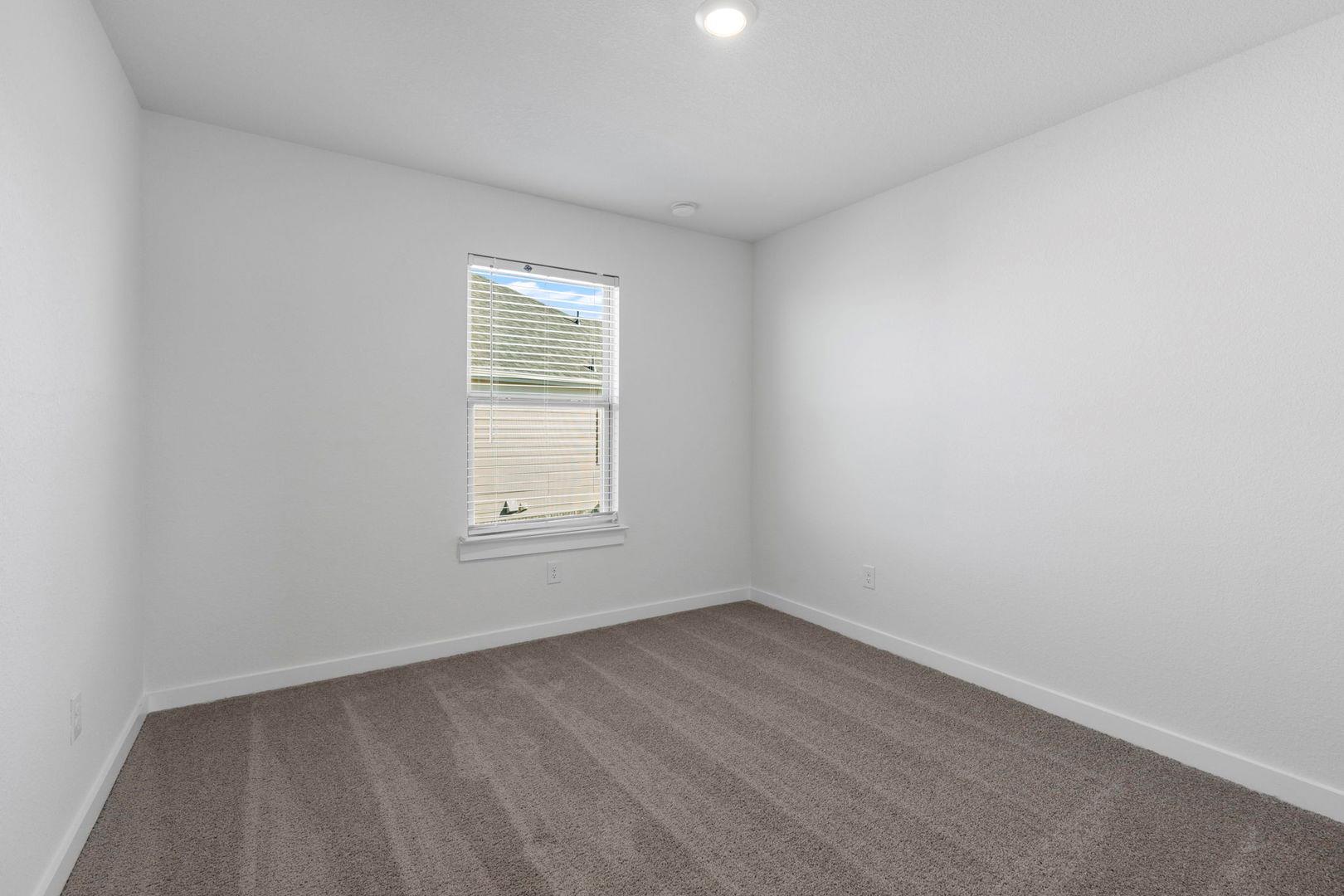 501 Bloomington Loop, Hutto, TX 78634