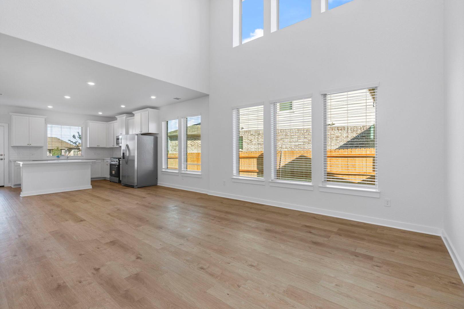 501 Bloomington Loop, Hutto, TX 78634