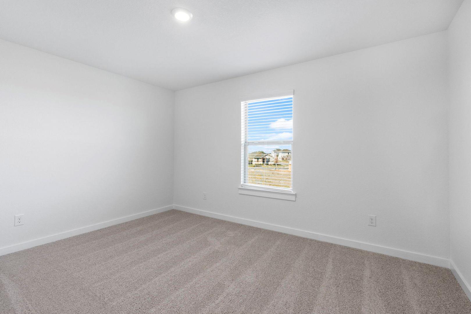 501 Bloomington Loop, Hutto, TX 78634