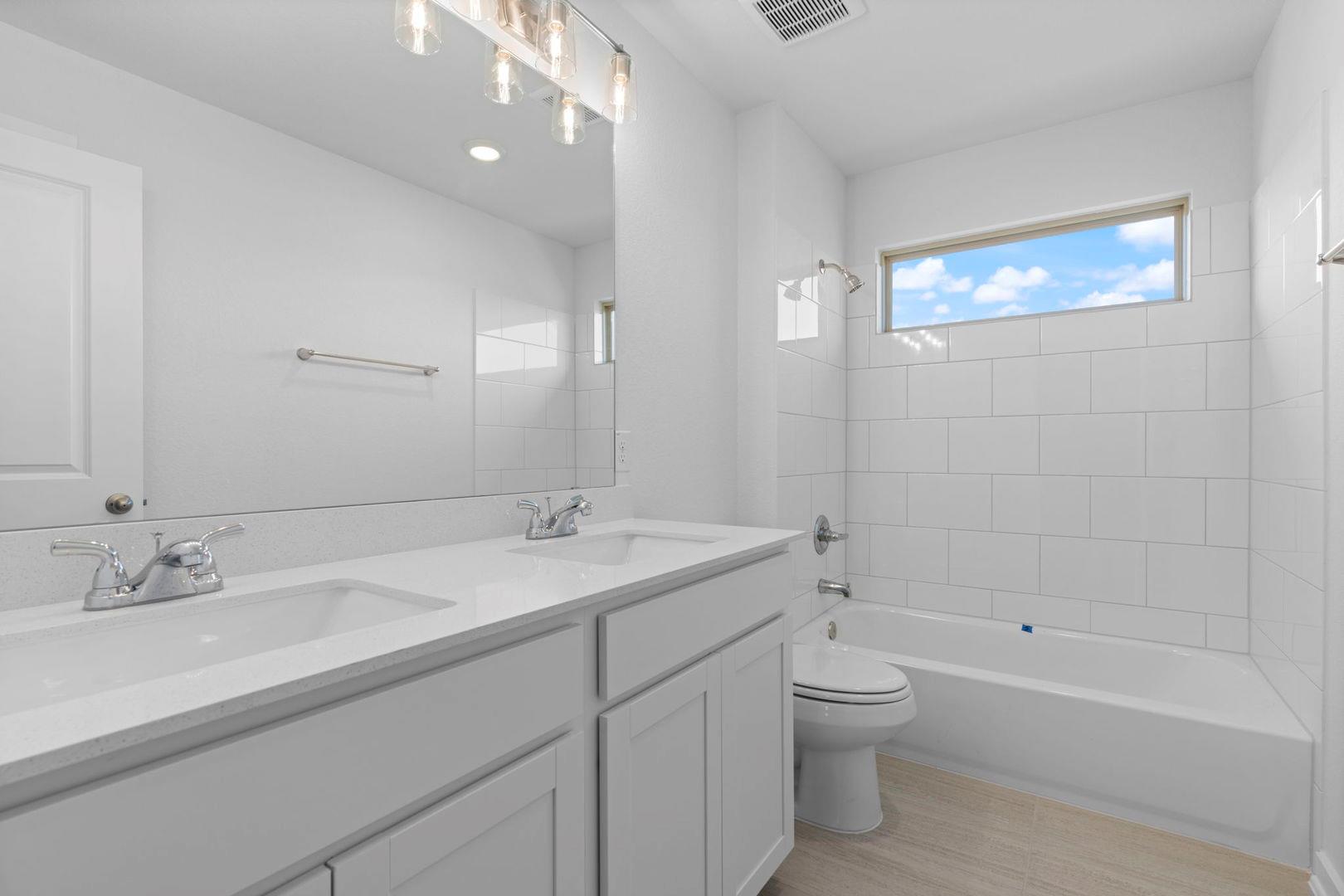 501 Bloomington Loop, Hutto, TX 78634