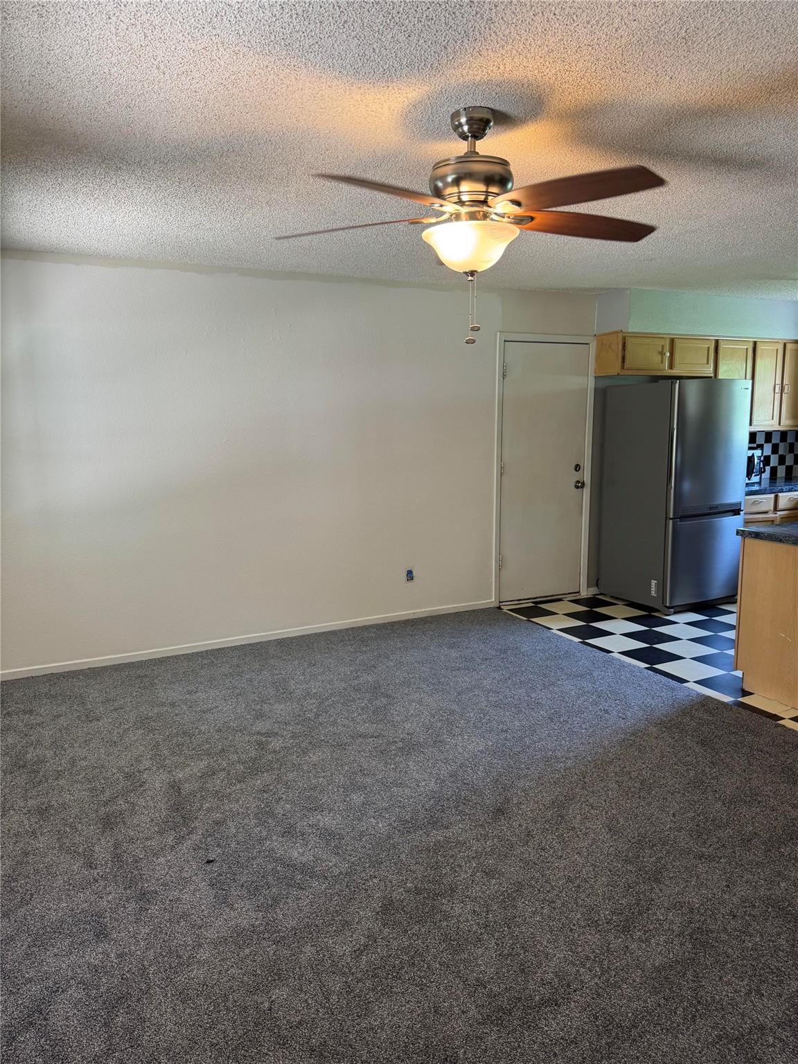 405 Lynch St, Smithville, TX 78957