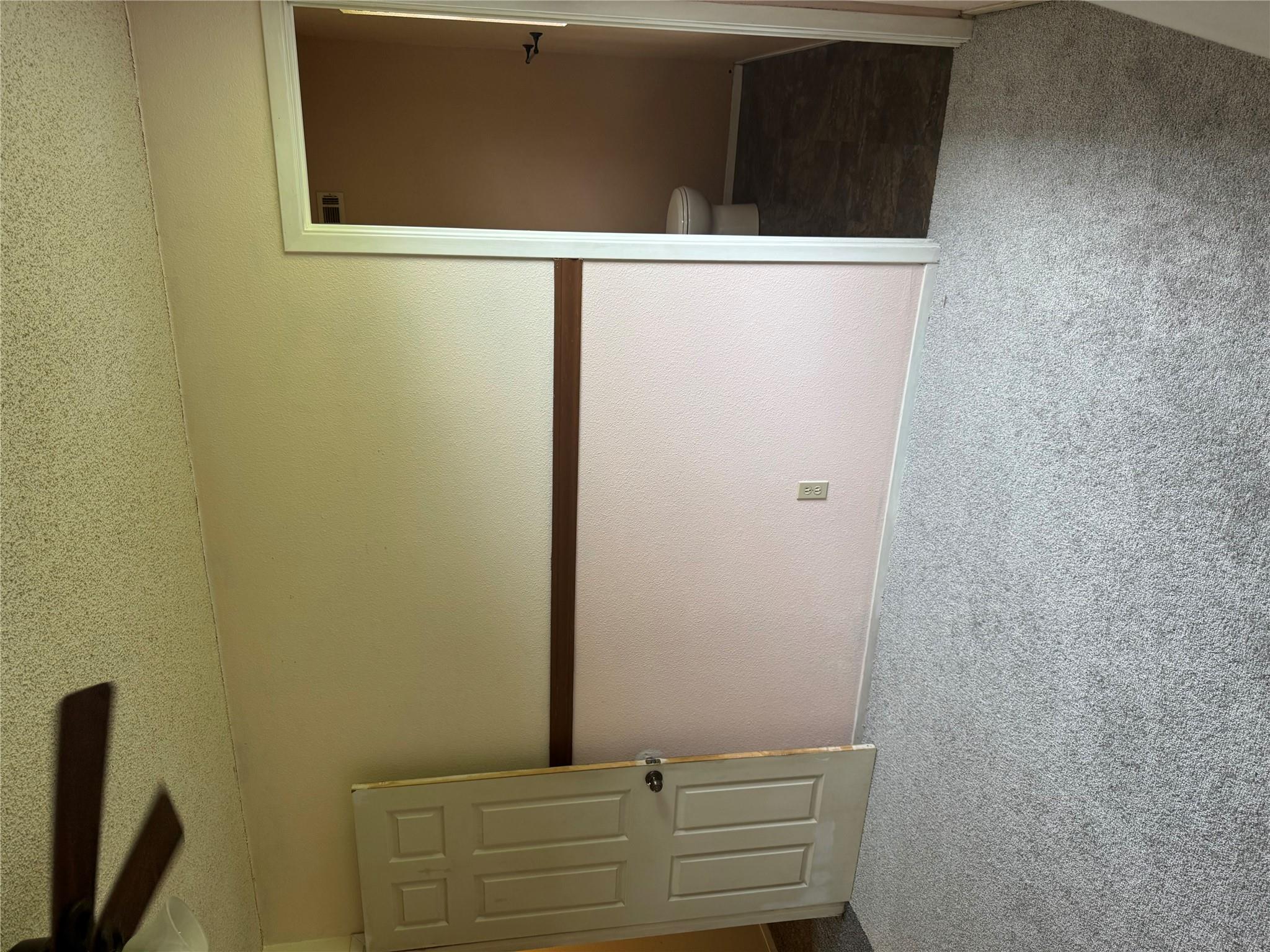 405 Lynch St, Smithville, TX 78957