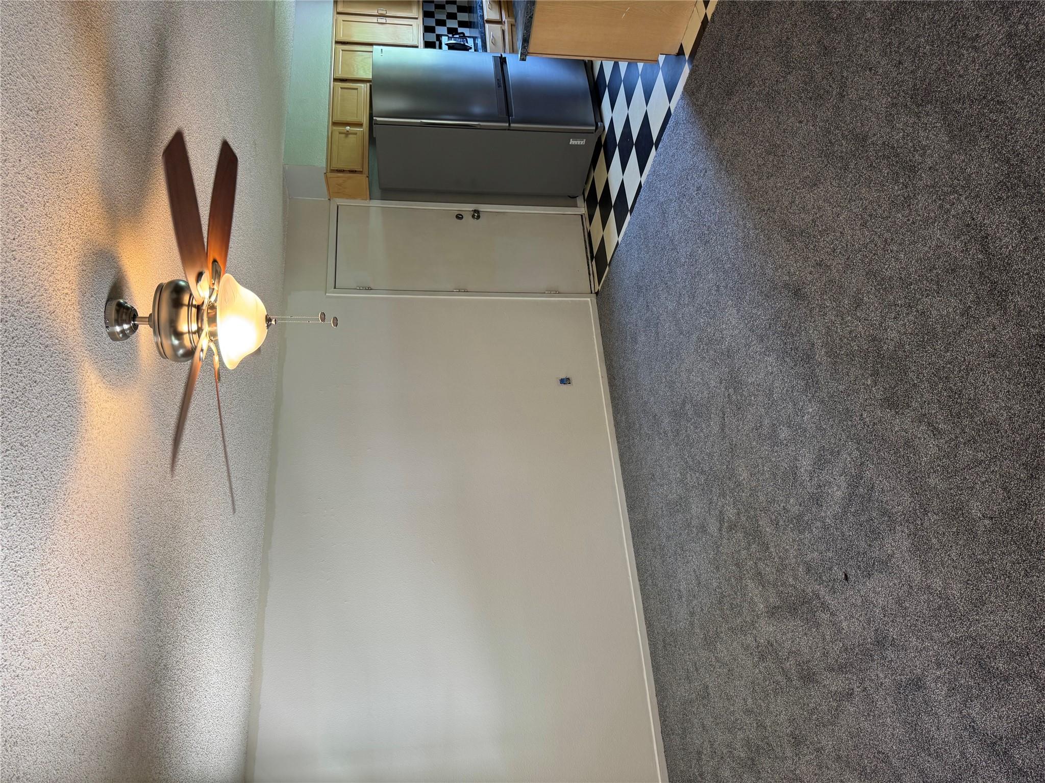 405 Lynch St, Smithville, TX 78957