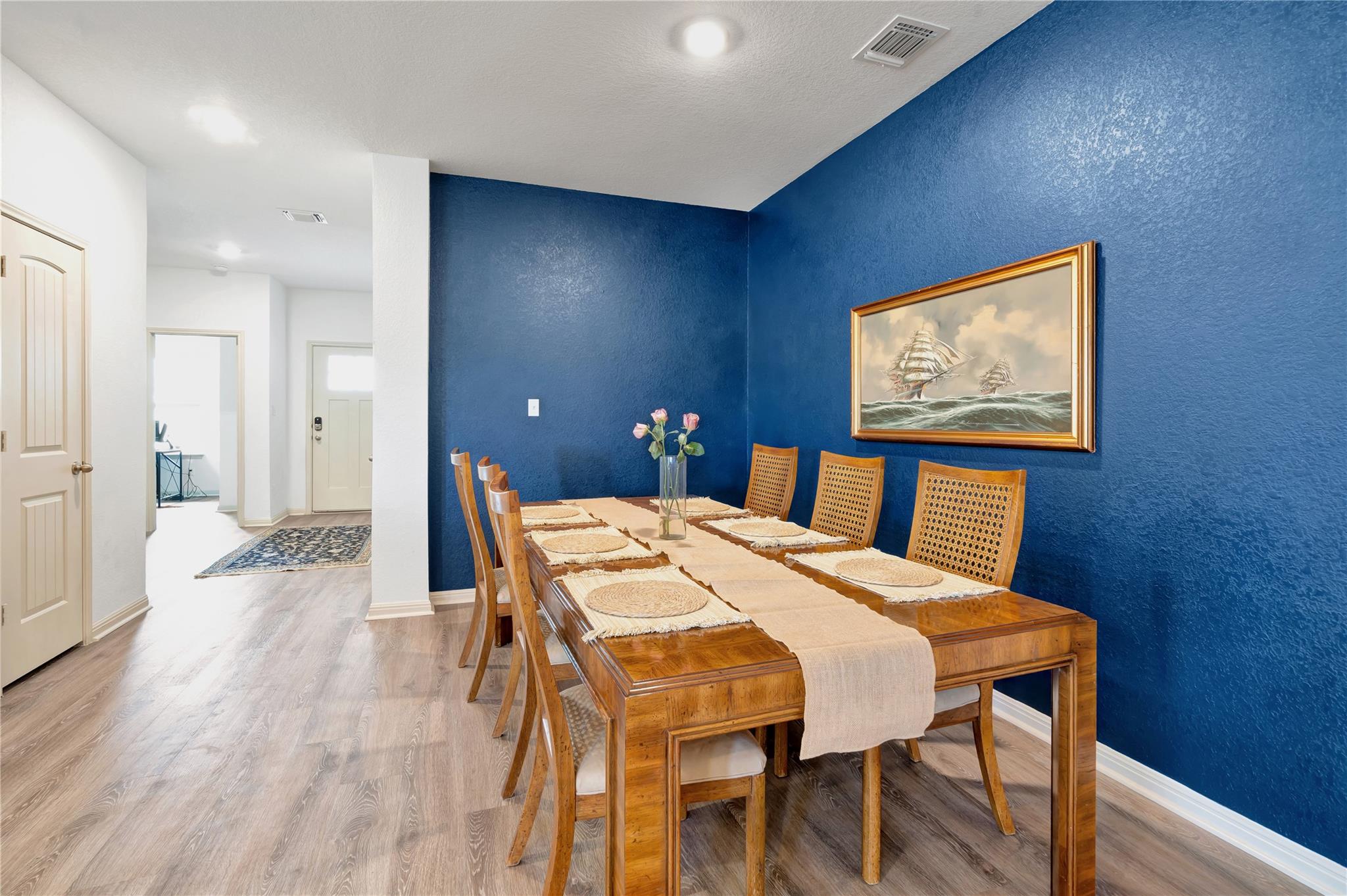 225 Sweetwater Creek Ln, Hutto, TX 78634