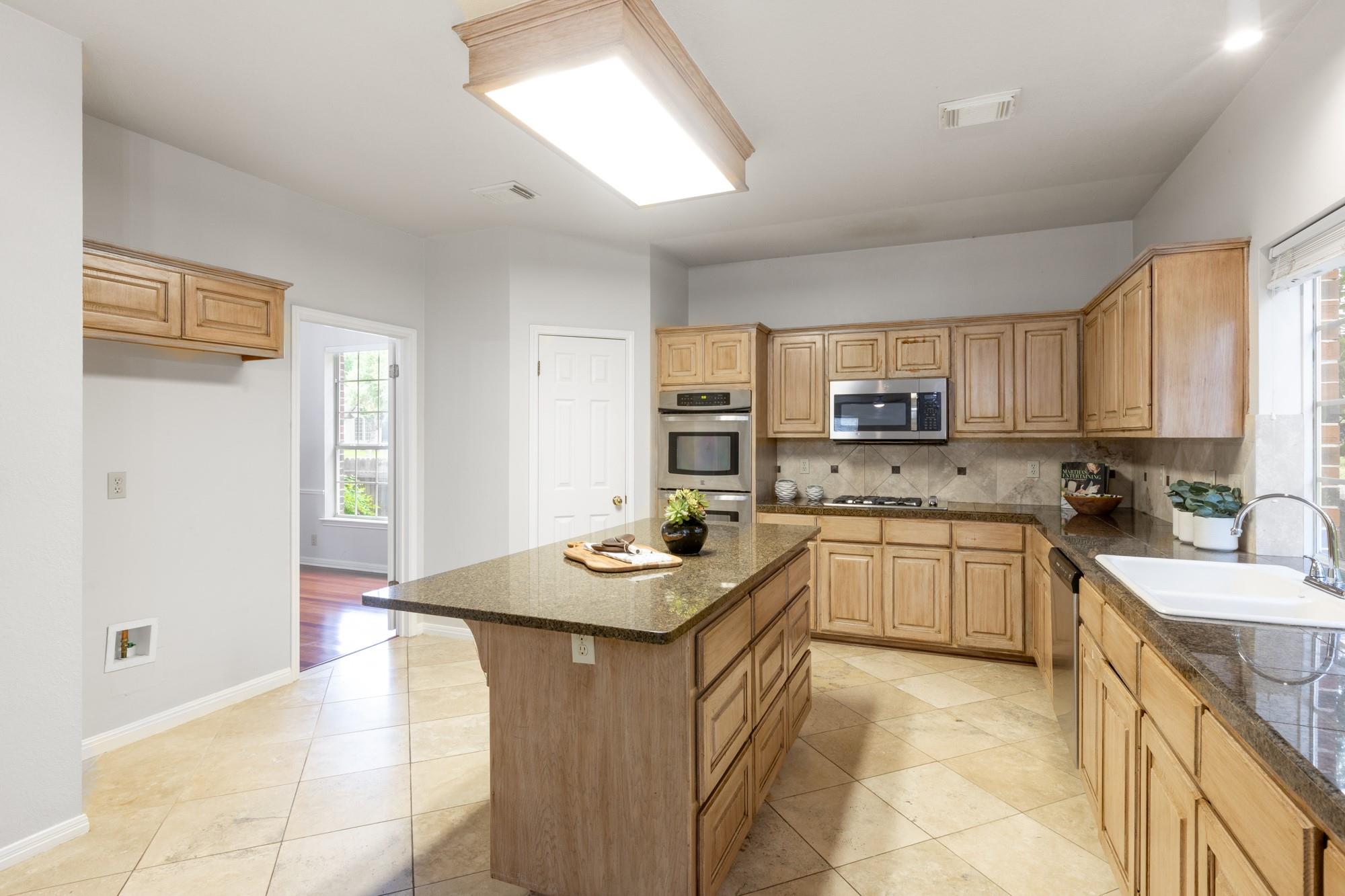 10701 Redmond Rd, Austin, TX 78739