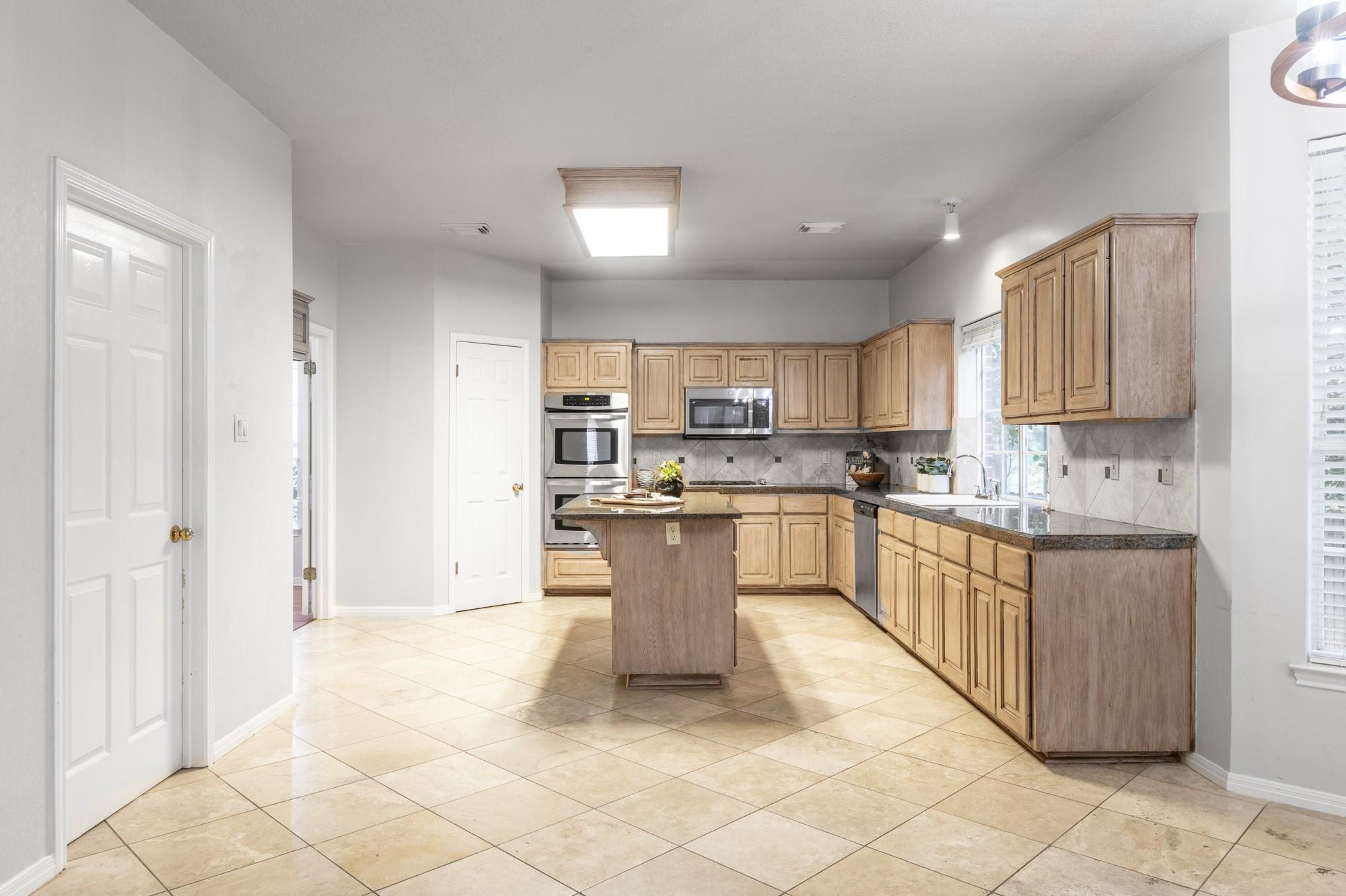 10701 Redmond Rd, Austin, TX 78739