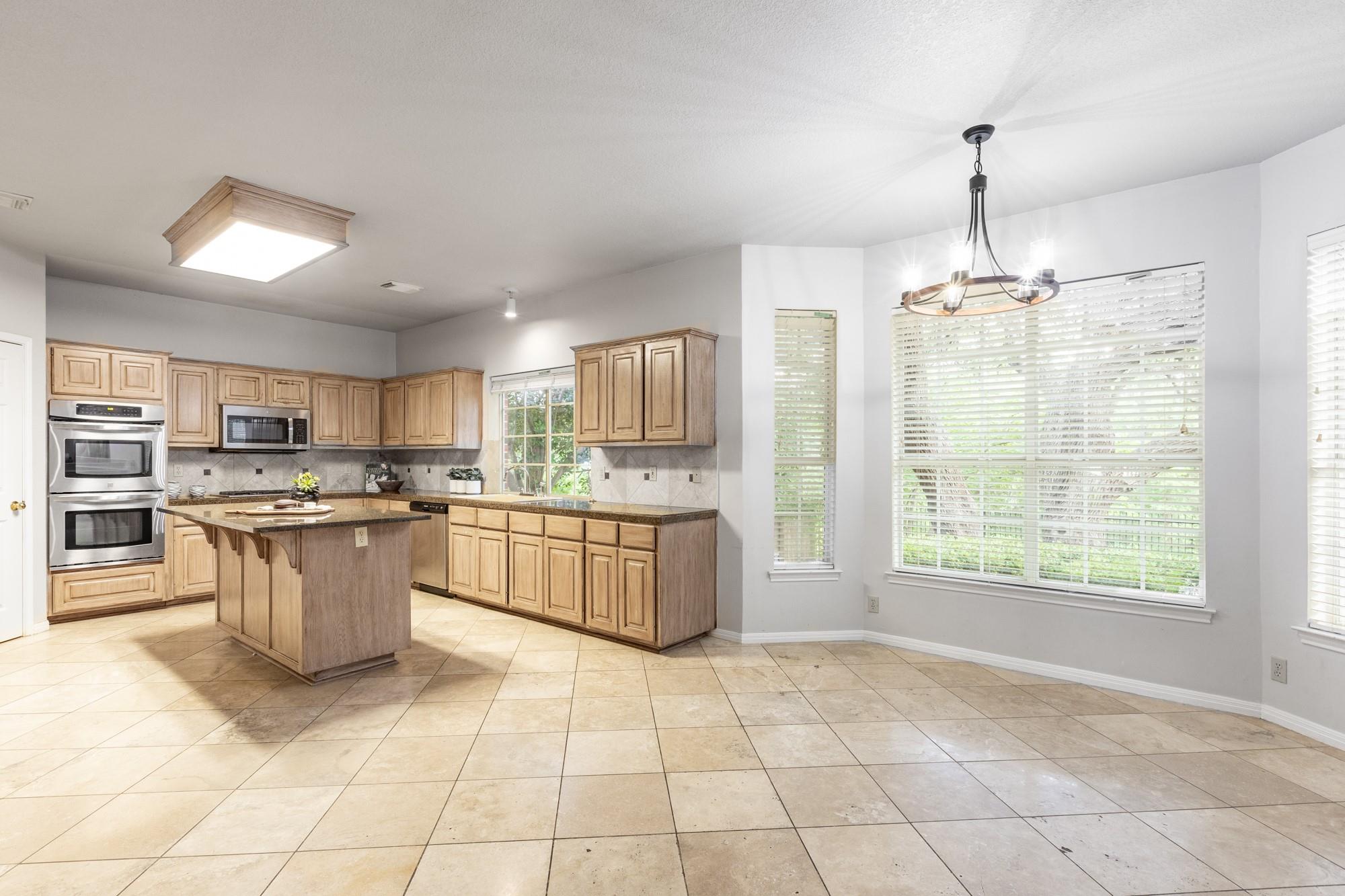 10701 Redmond Rd, Austin, TX 78739