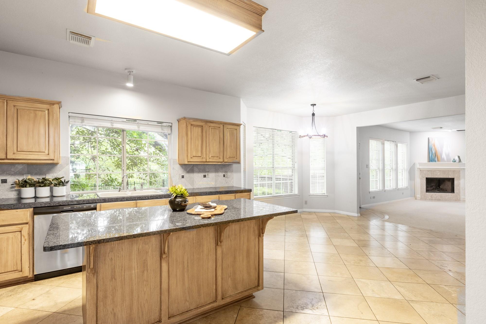 10701 Redmond Rd, Austin, TX 78739