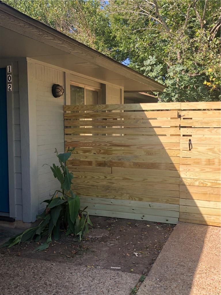 6502 S 1st St # 102, Austin, TX 78745