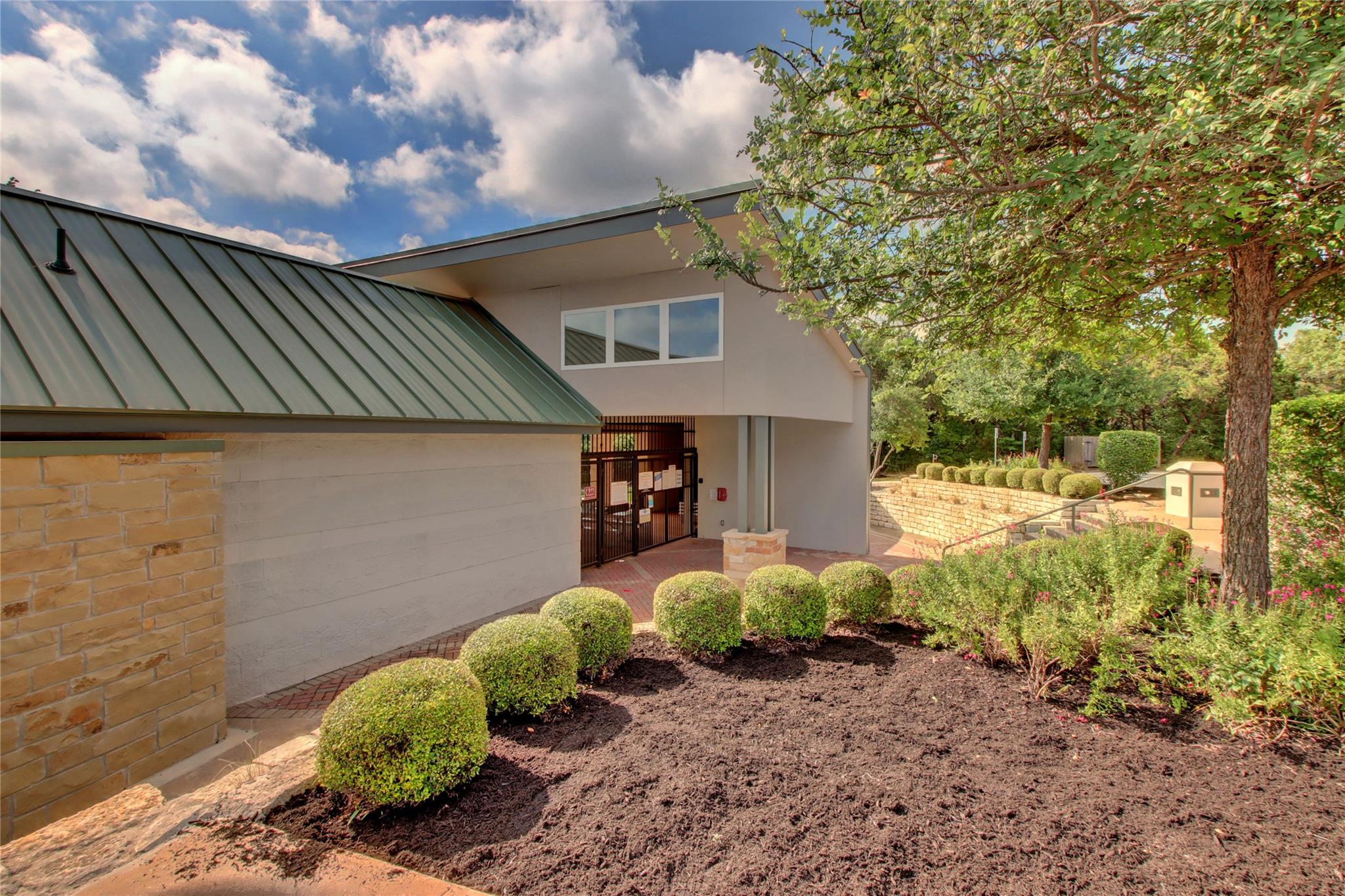 10601 Beckwood Dr, Austin, TX 78726