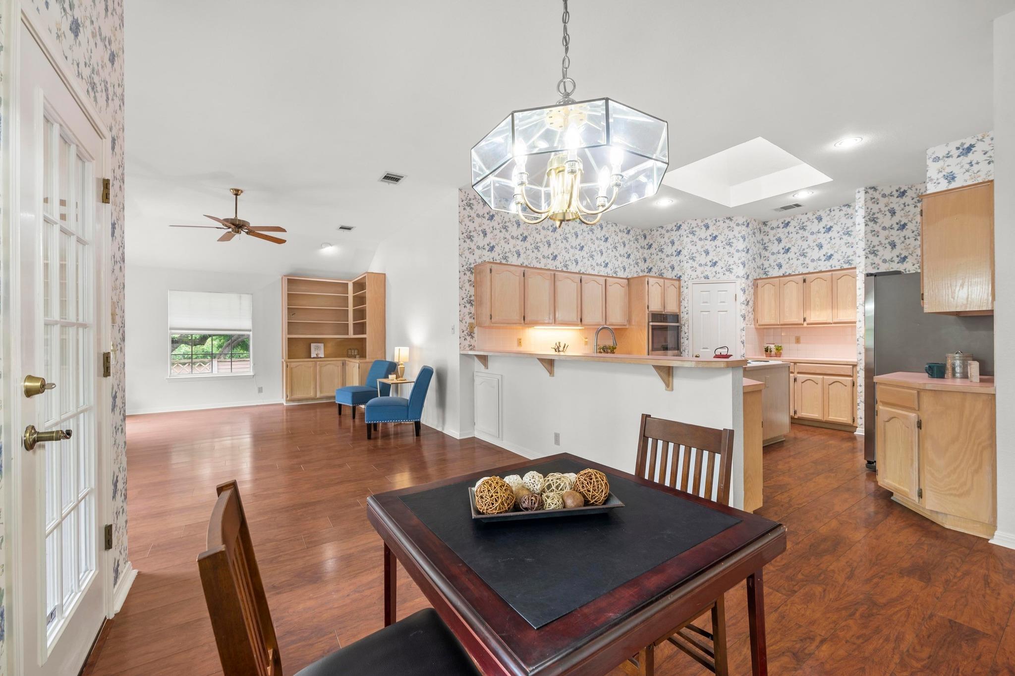 10601 Beckwood Dr, Austin, TX 78726