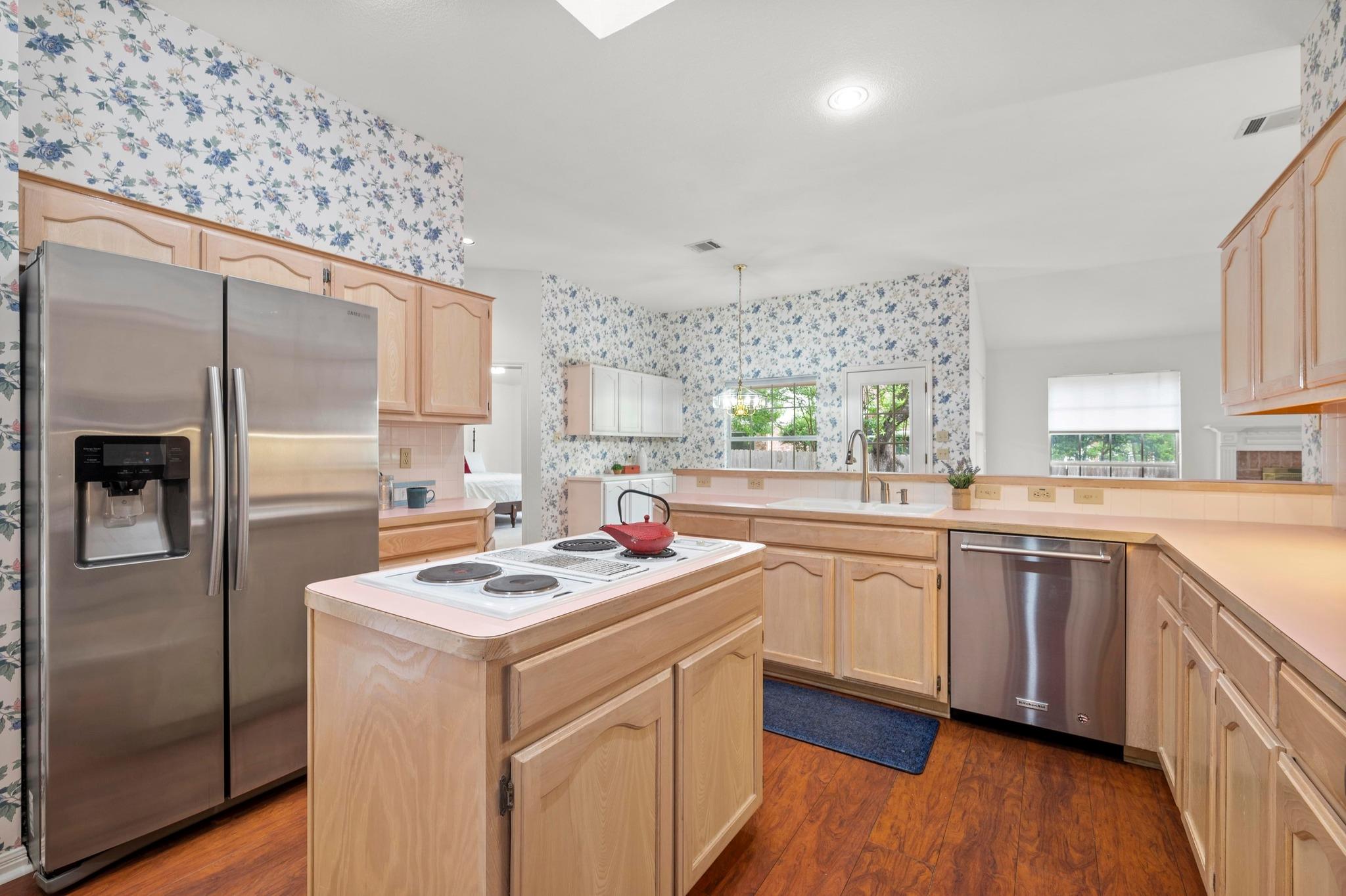 10601 Beckwood Dr, Austin, TX 78726