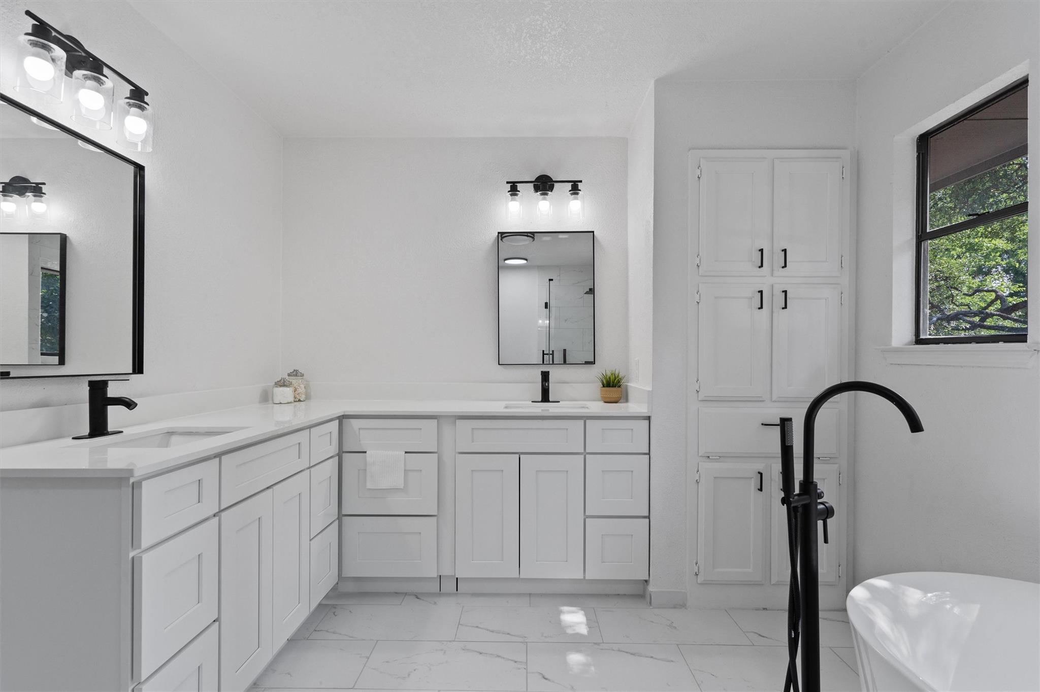 7915 Petaca Trl, Austin, TX 78729