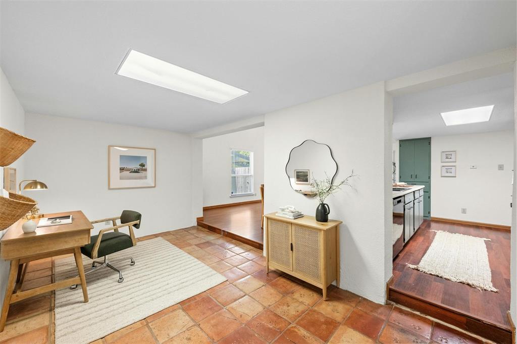 4610 S 1st St, Austin, TX 78745