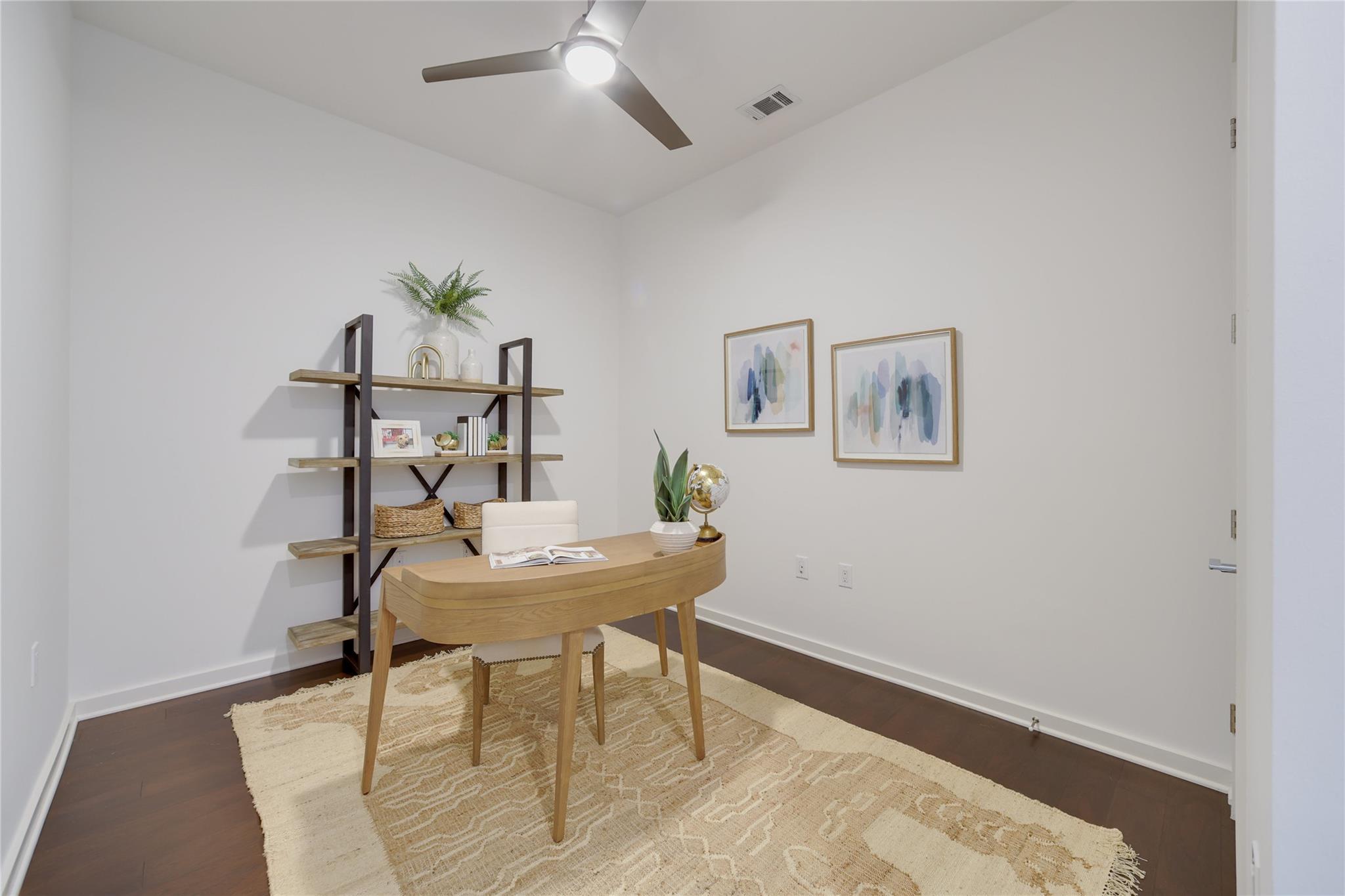 207 W Johanna St # 102, Austin, TX 78704