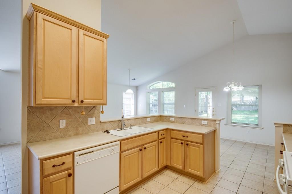 9325 Billingham Trl, Austin, TX 78717