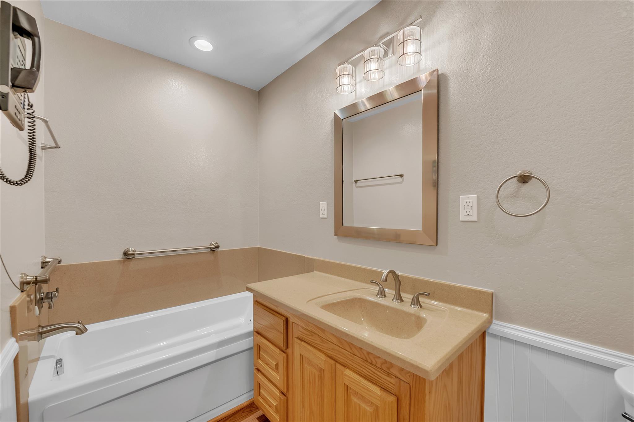 1009 Robertson Ave, Copperas Cove, TX 76522