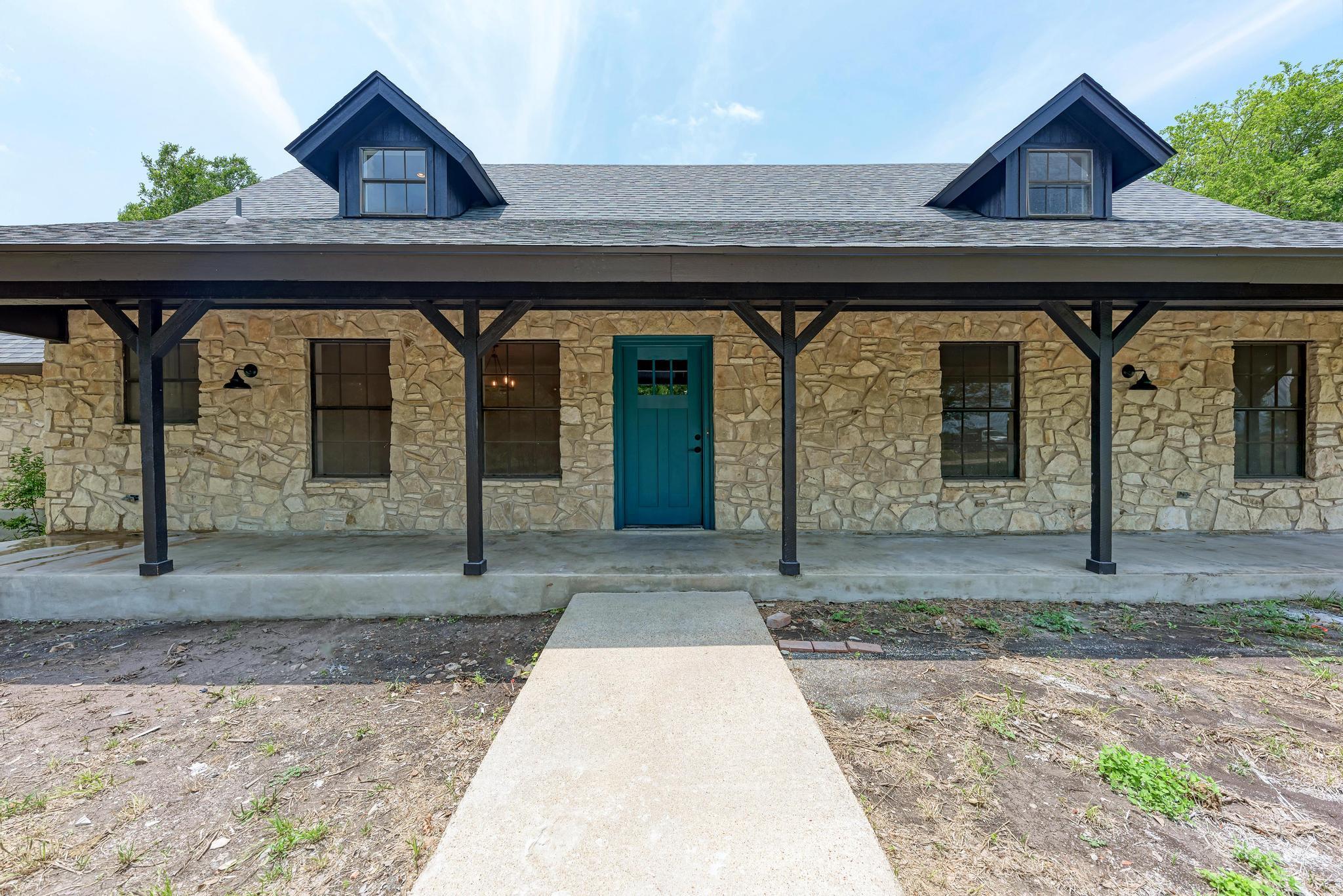 2365 Hackberry Rd, Salado, TX 76571