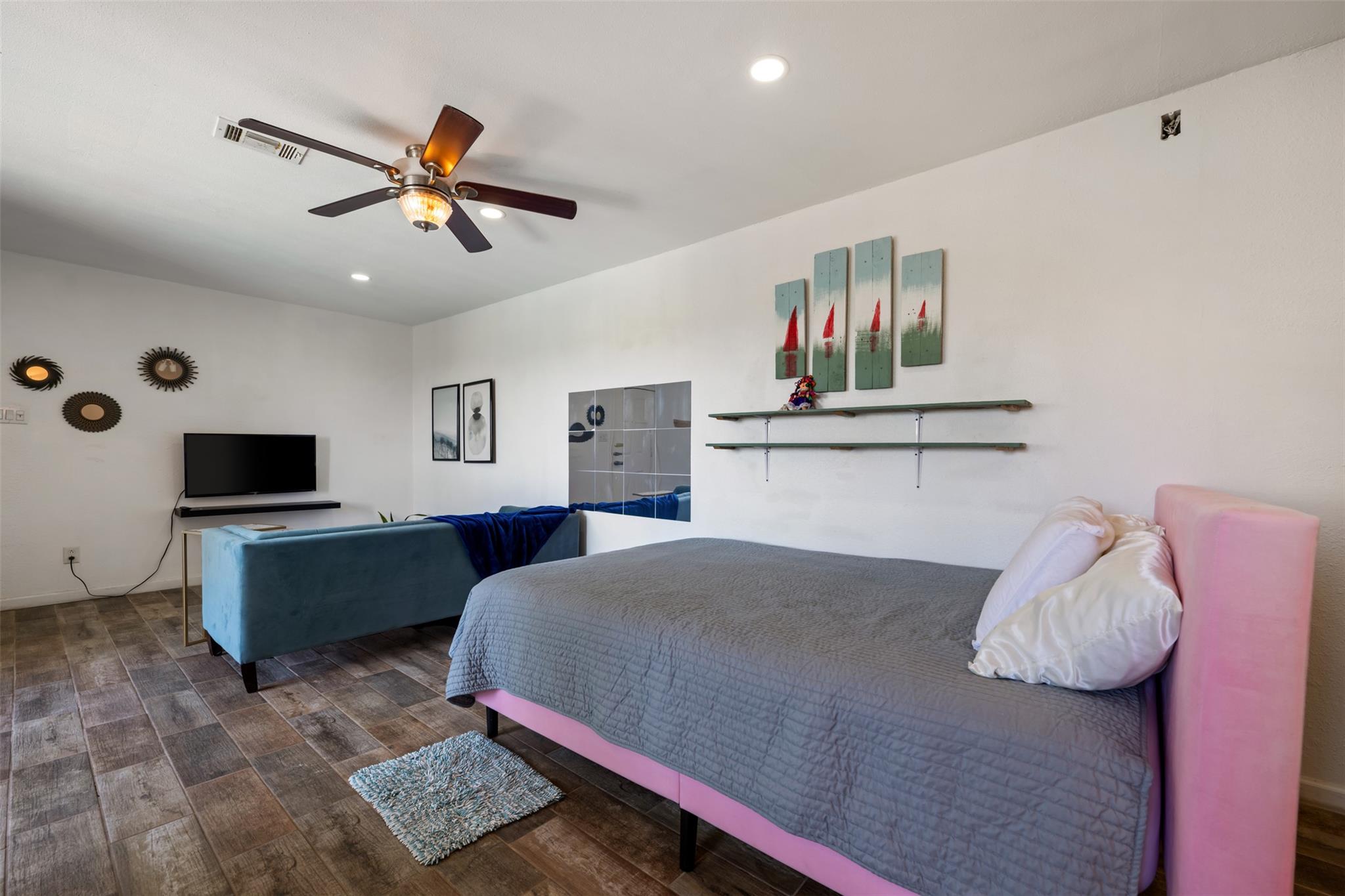 6903 Deatonhill Dr # 15, Austin, TX 78745