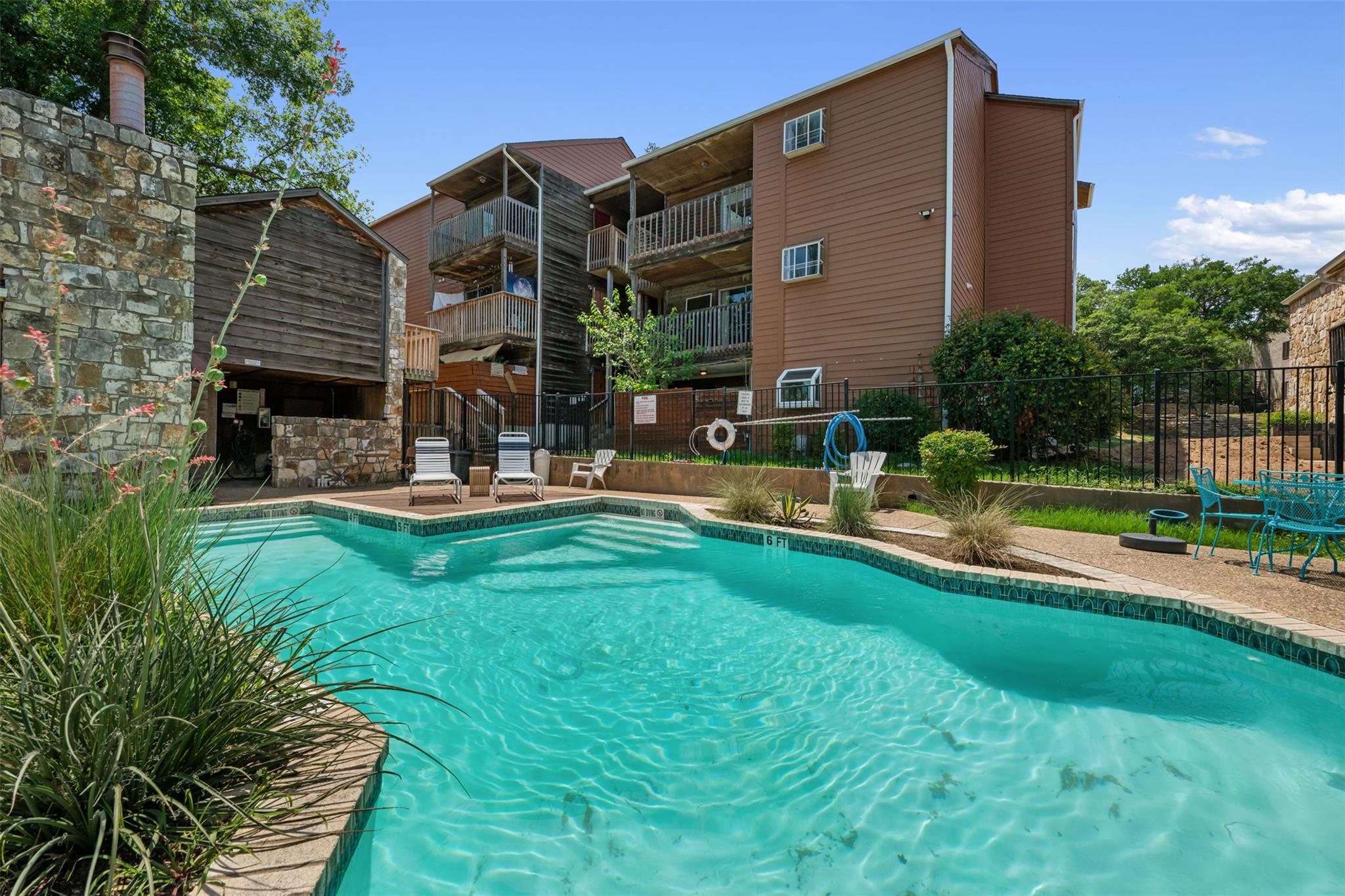 6903 Deatonhill Dr # 15, Austin, TX 78745