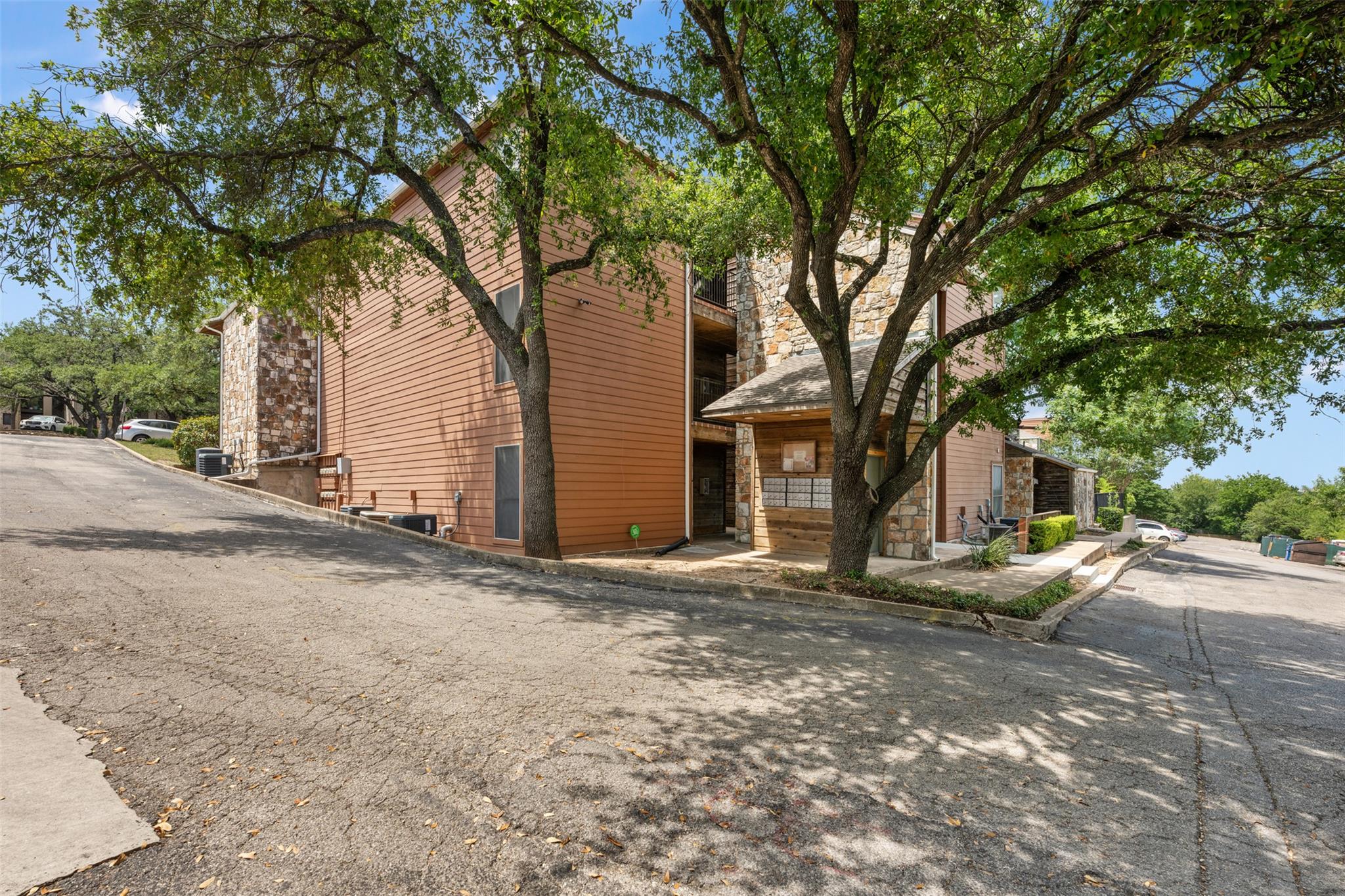 6903 Deatonhill Dr # 15, Austin, TX 78745