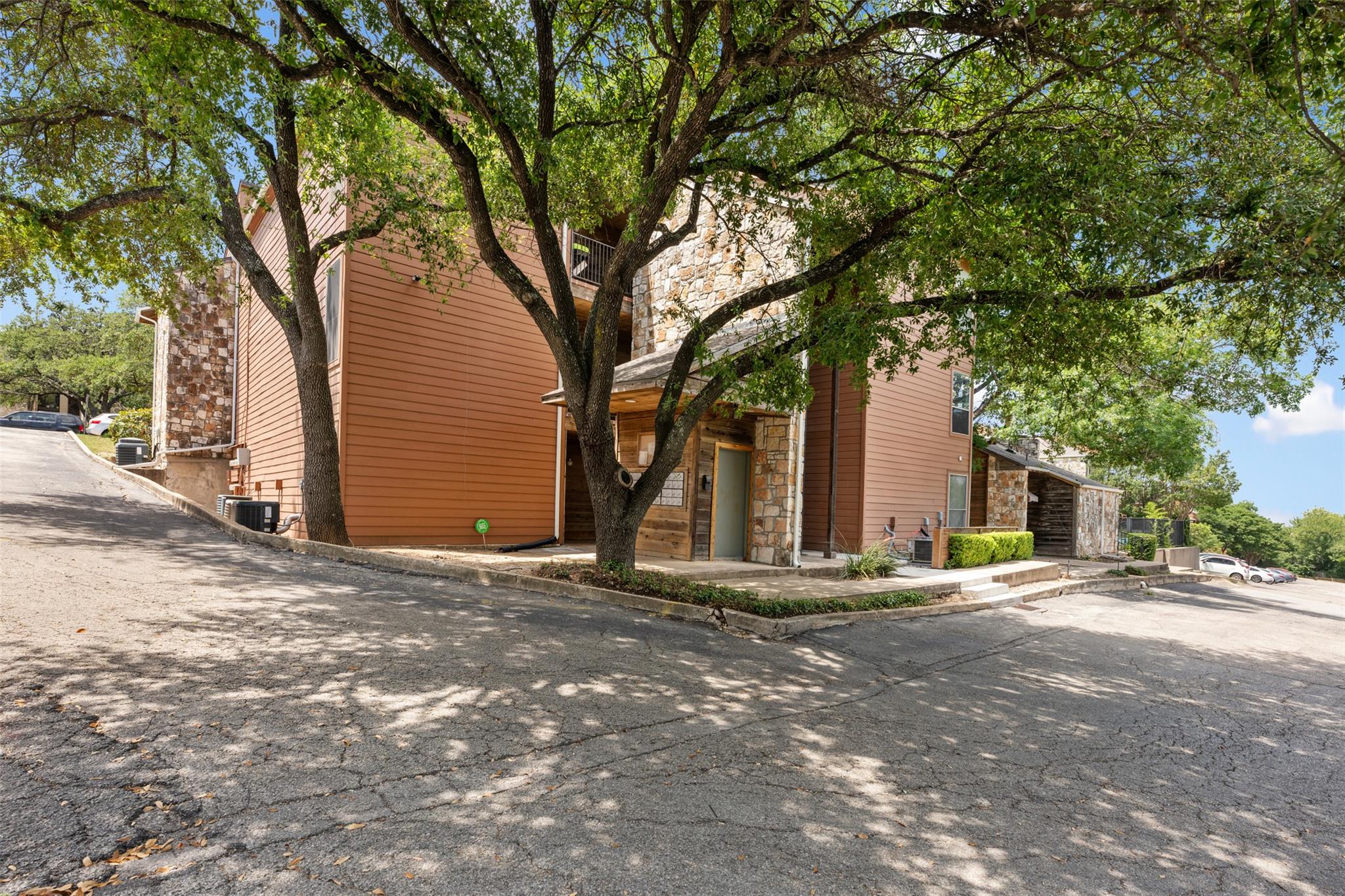 6903 Deatonhill Dr # 15, Austin, TX 78745