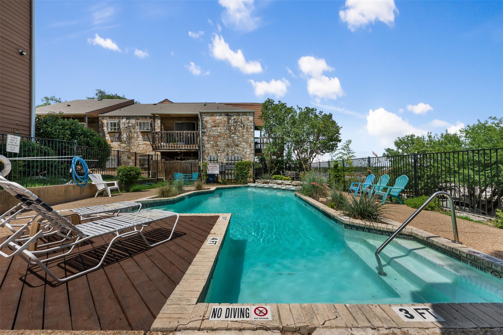 6903 Deatonhill Dr # 15, Austin, TX 78745