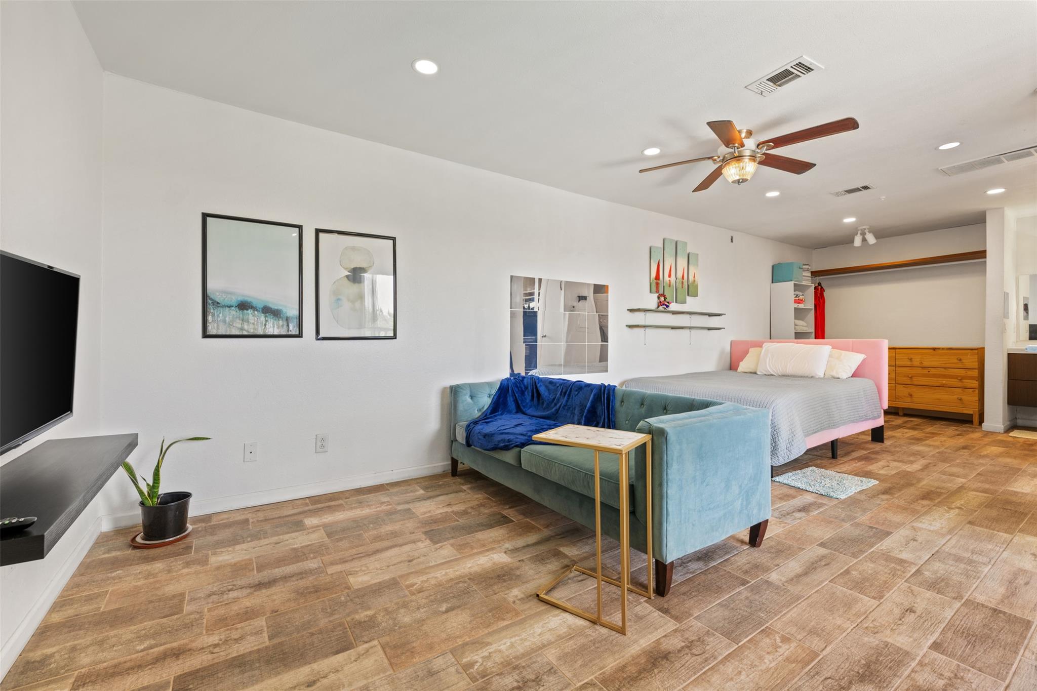 6903 Deatonhill Dr # 15, Austin, TX 78745
