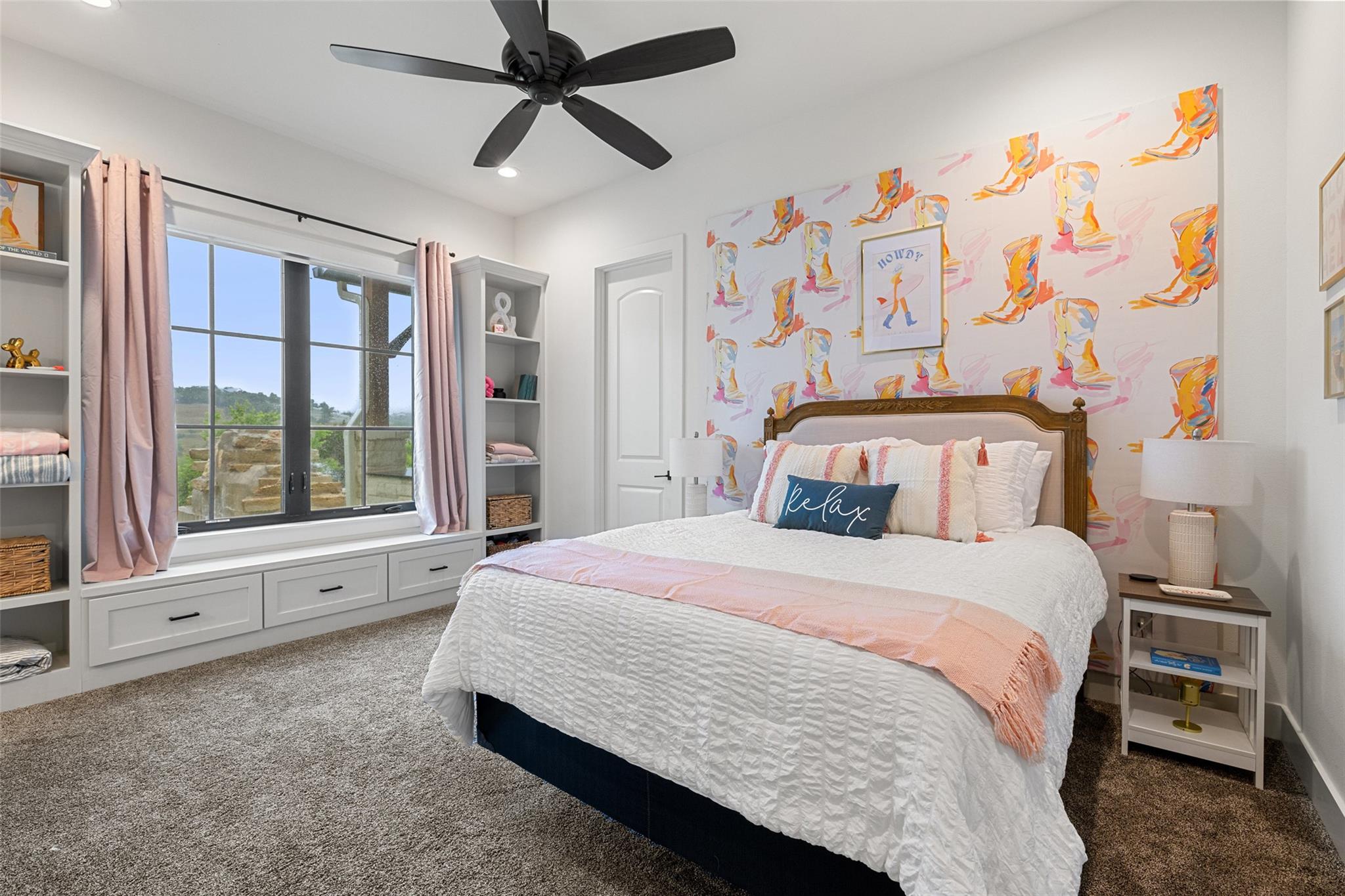 1278 Sanctuary Ln, Blanco, TX 78606