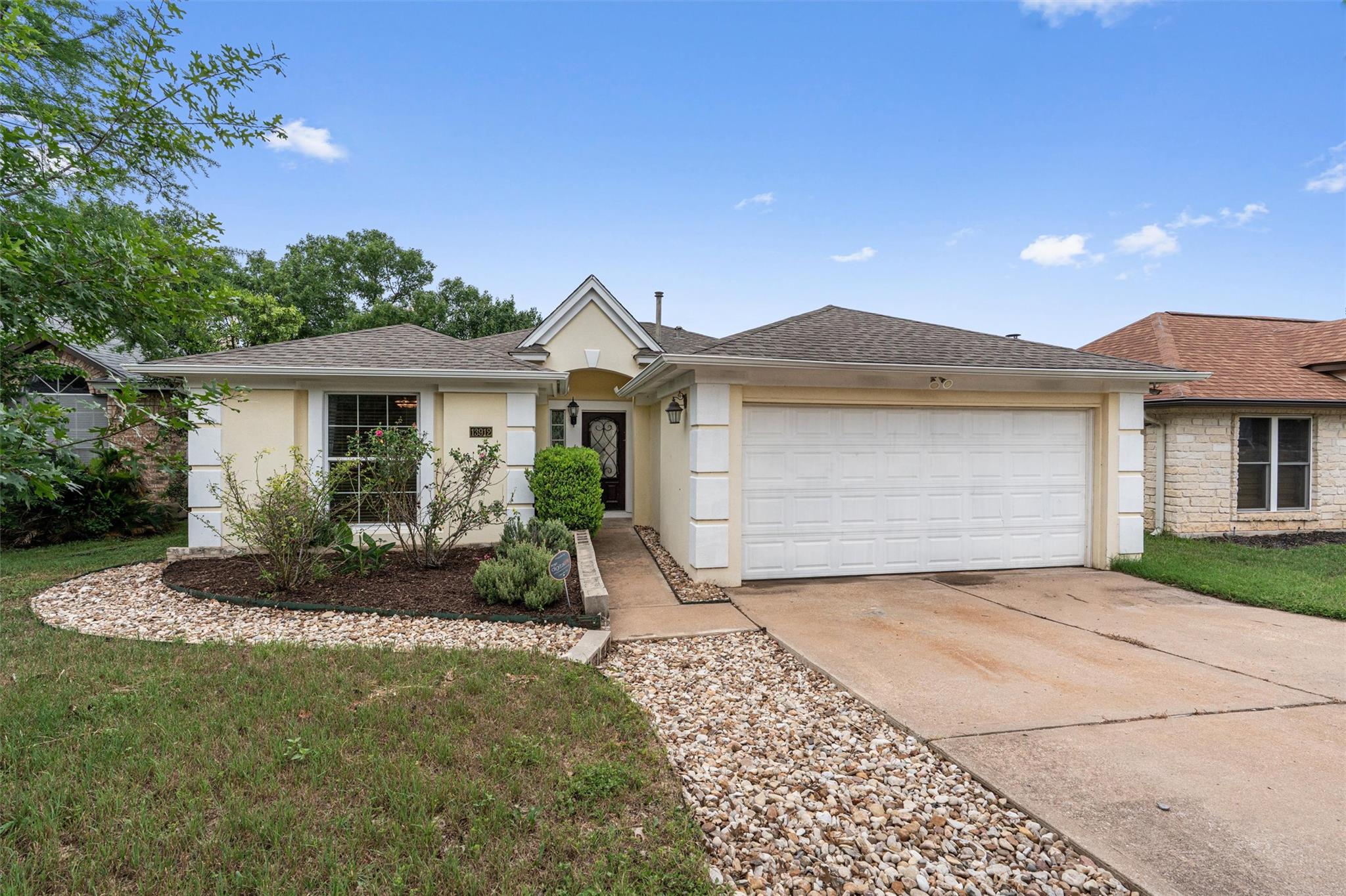 13912 Cambourne Dr, Pflugerville, TX 78660