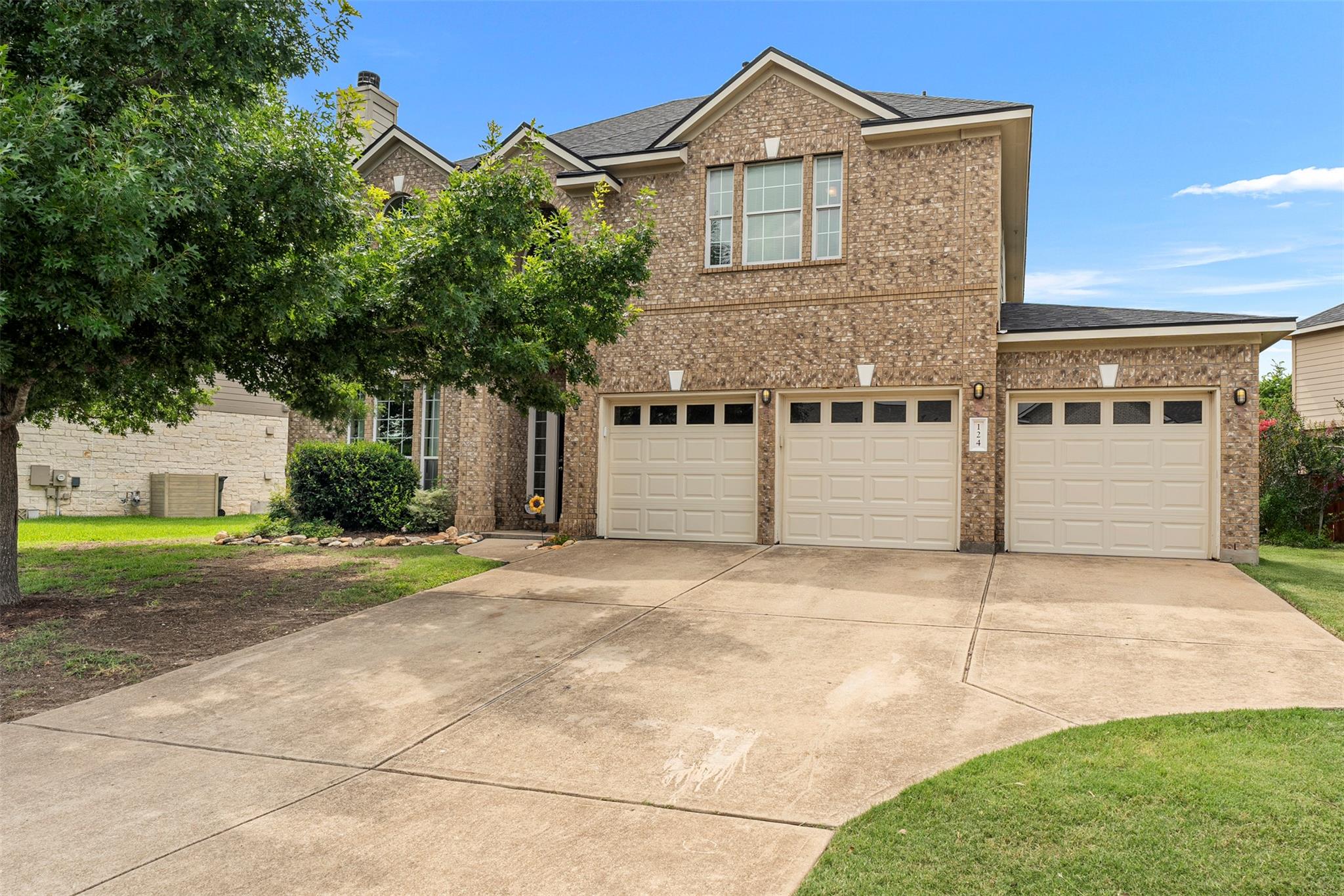 124 N Field St, Round Rock, TX 78681
