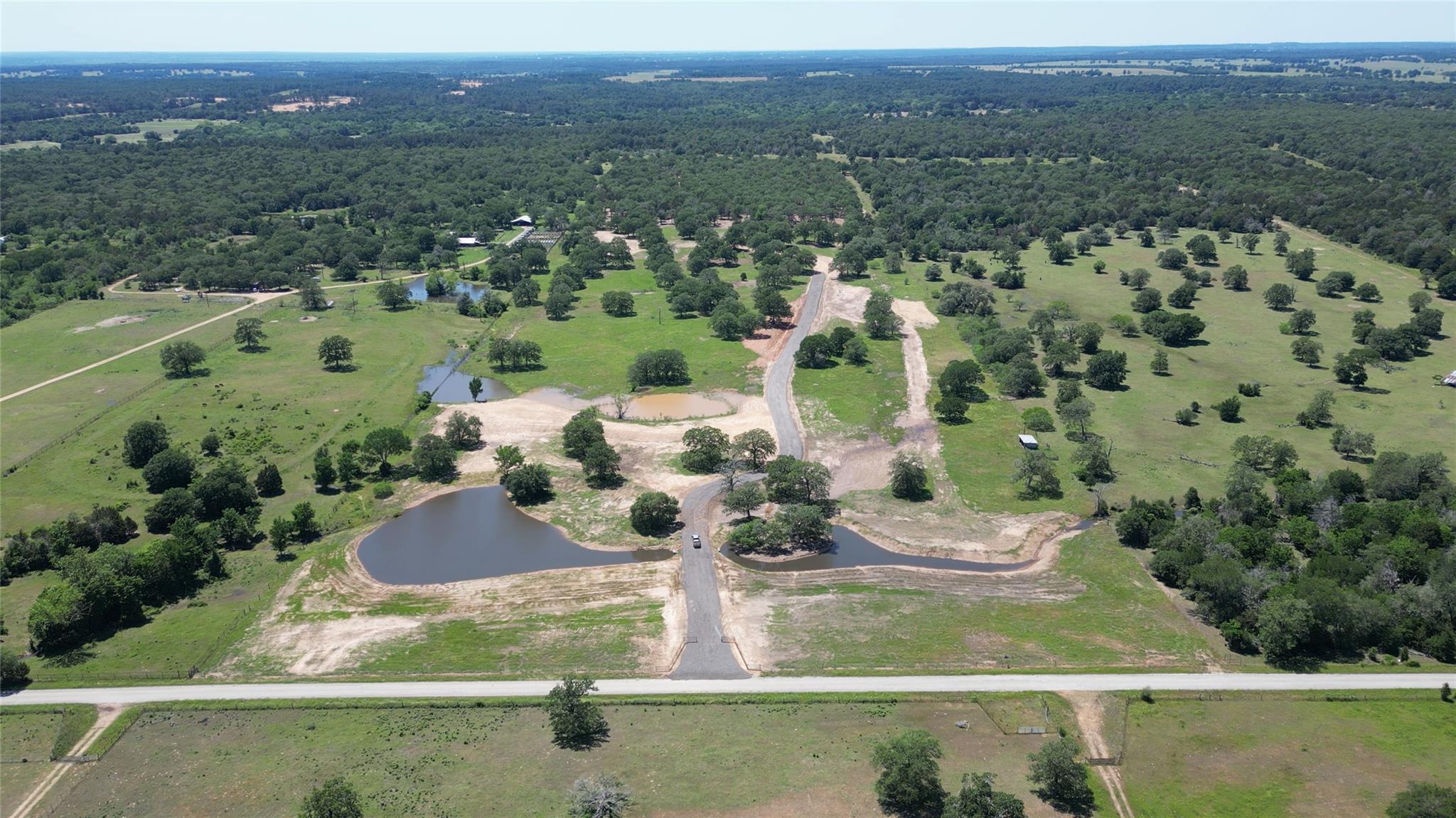 431 Nink Rd, Smithville, TX 78957