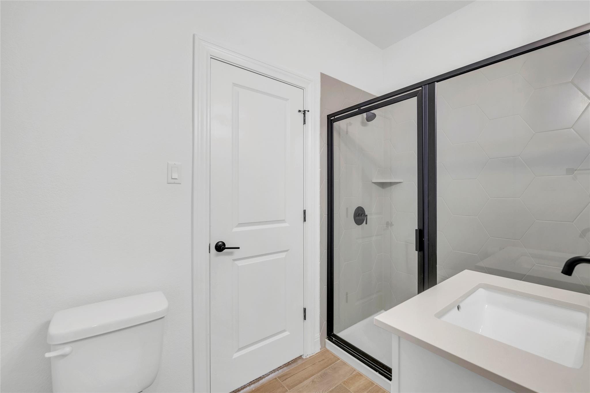 240 Harbors Ln, Leander, TX 78641