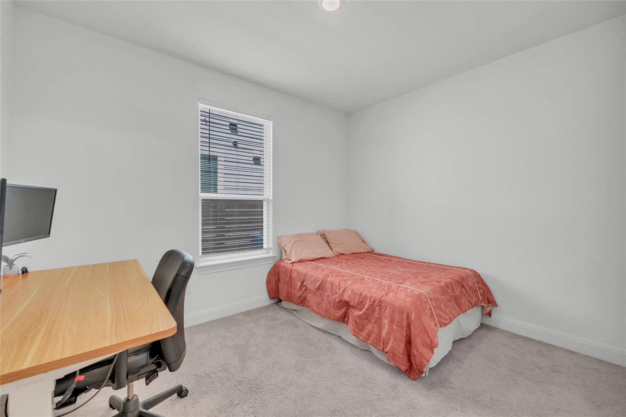 240 Harbors Ln, Leander, TX 78641