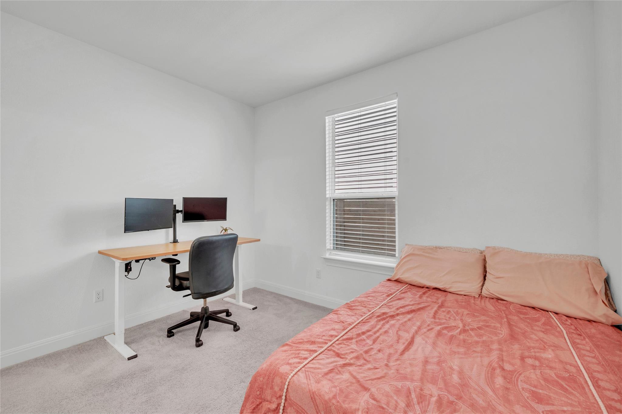 240 Harbors Ln, Leander, TX 78641