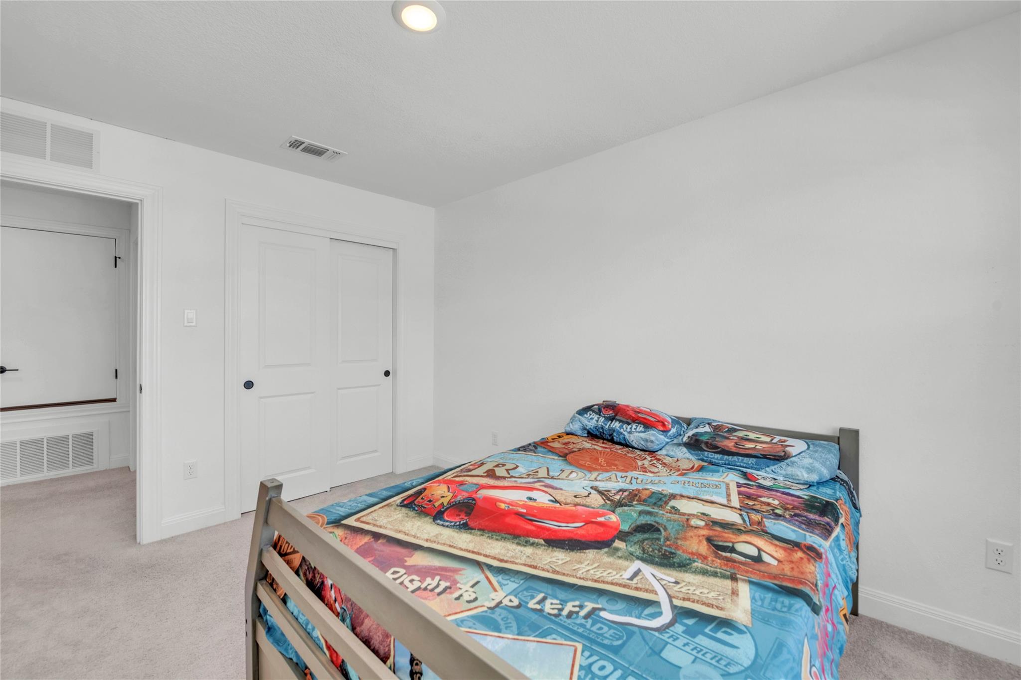 240 Harbors Ln, Leander, TX 78641