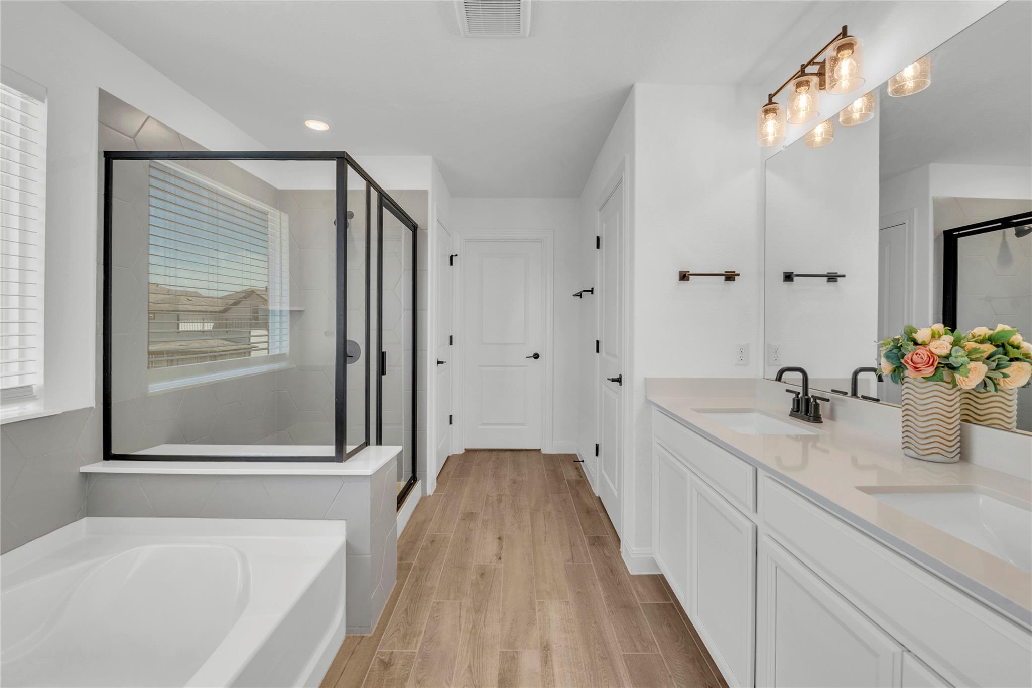 240 Harbors Ln, Leander, TX 78641