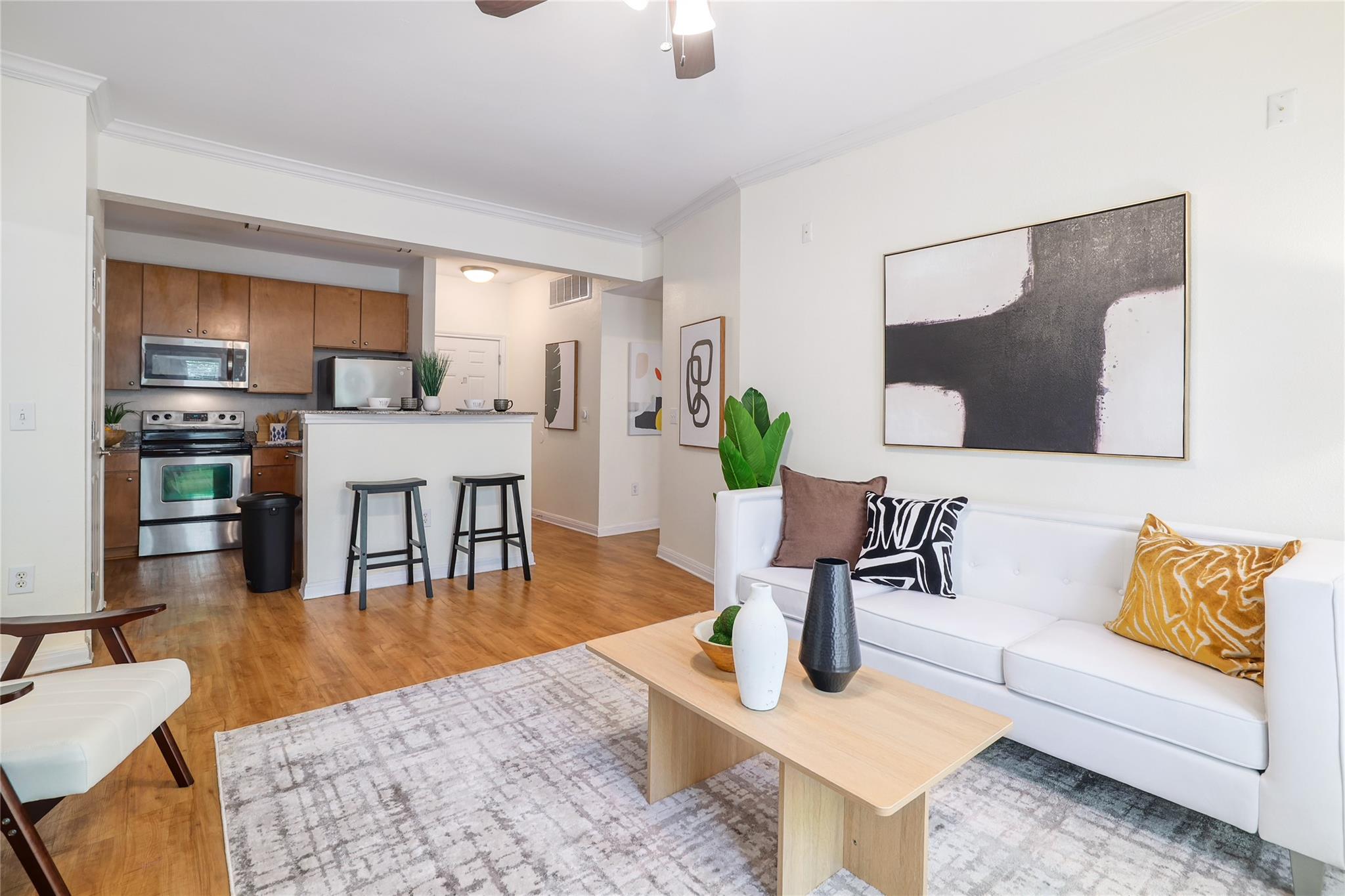 2502 Leon St # 208, Austin, TX 78705