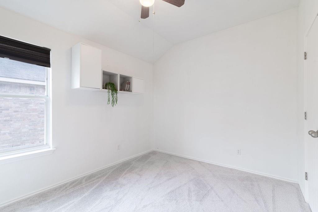 1310 Rainbow Parke Dr, Round Rock, TX 78665