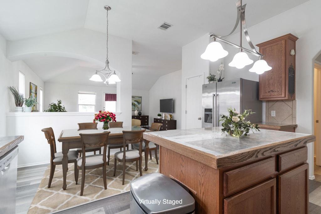 1310 Rainbow Parke Dr, Round Rock, TX 78665