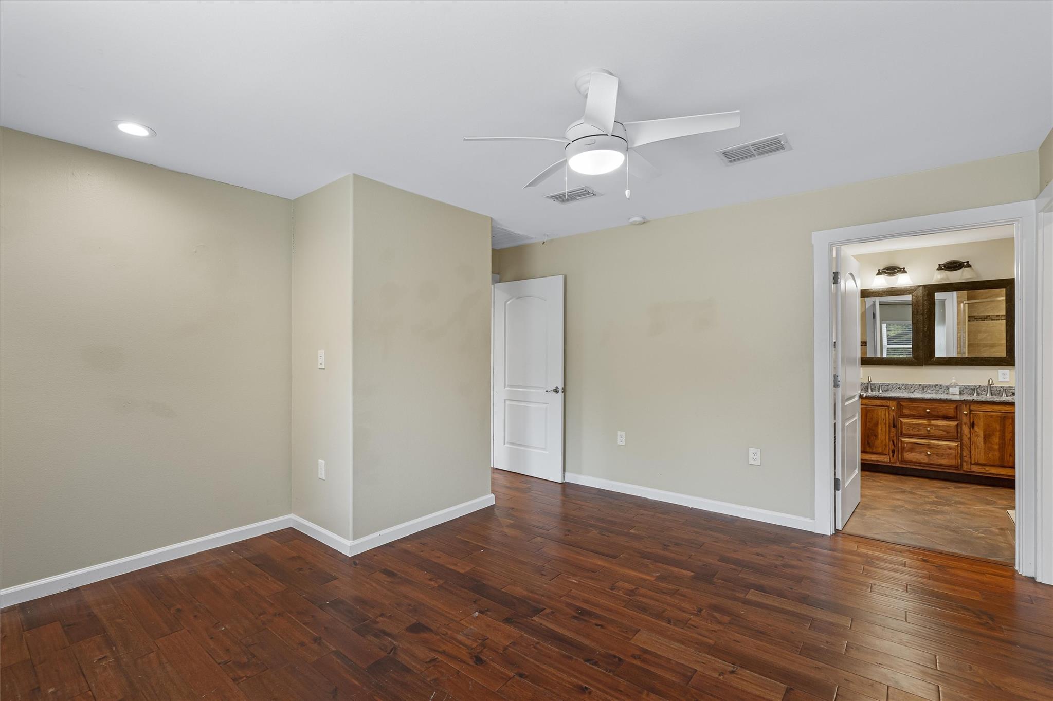 6202 Hillston Dr, Austin, TX 78745