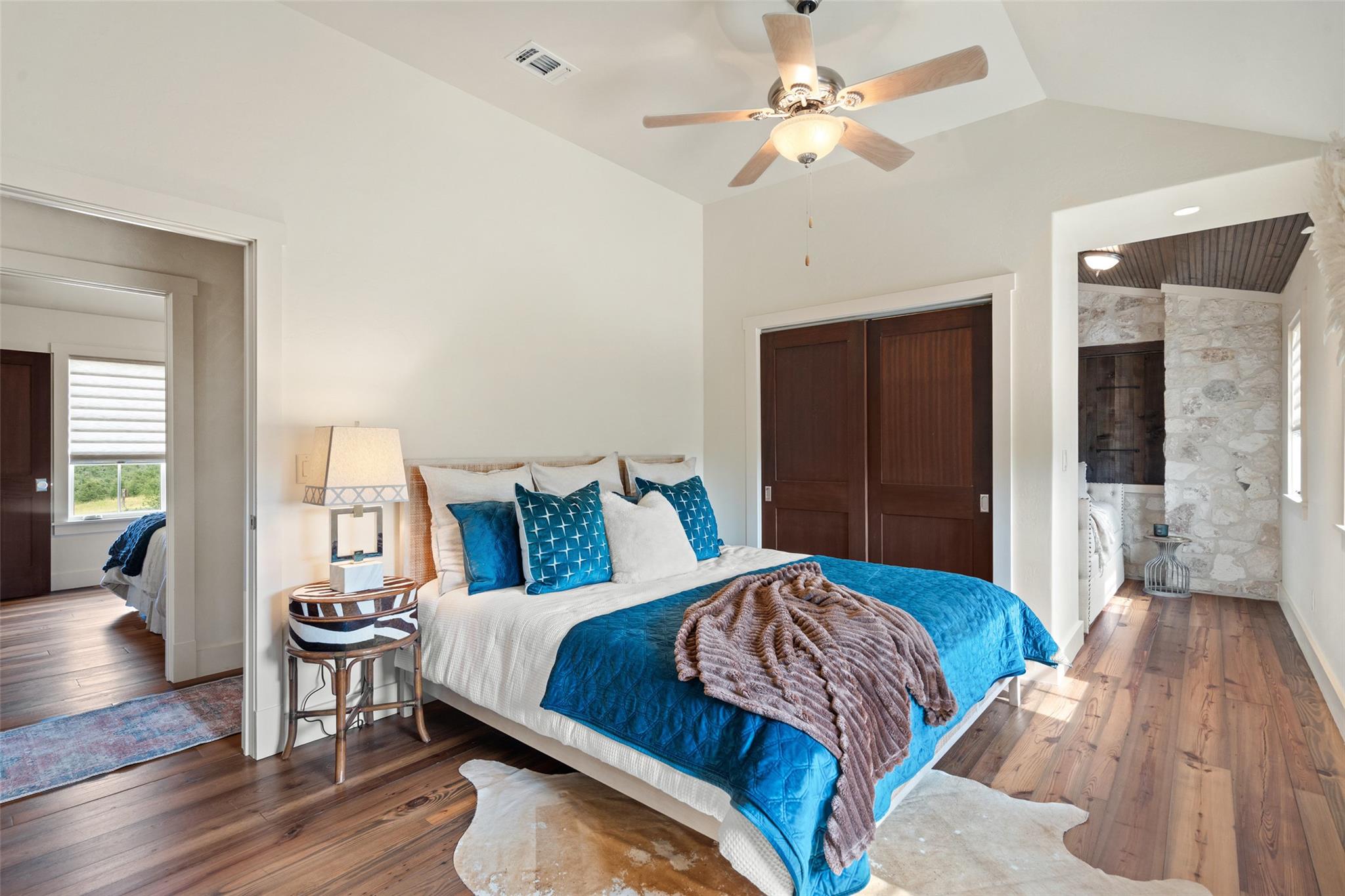 2194 Boot Ranch Cir, Fredericksburg, TX 78624