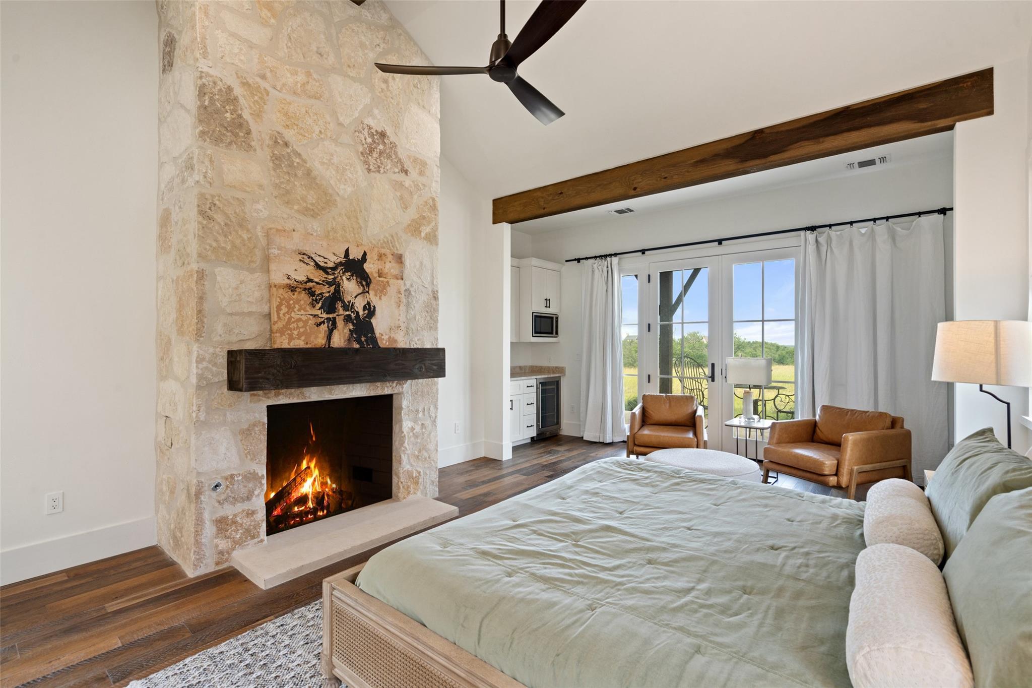 2194 Boot Ranch Cir, Fredericksburg, TX 78624