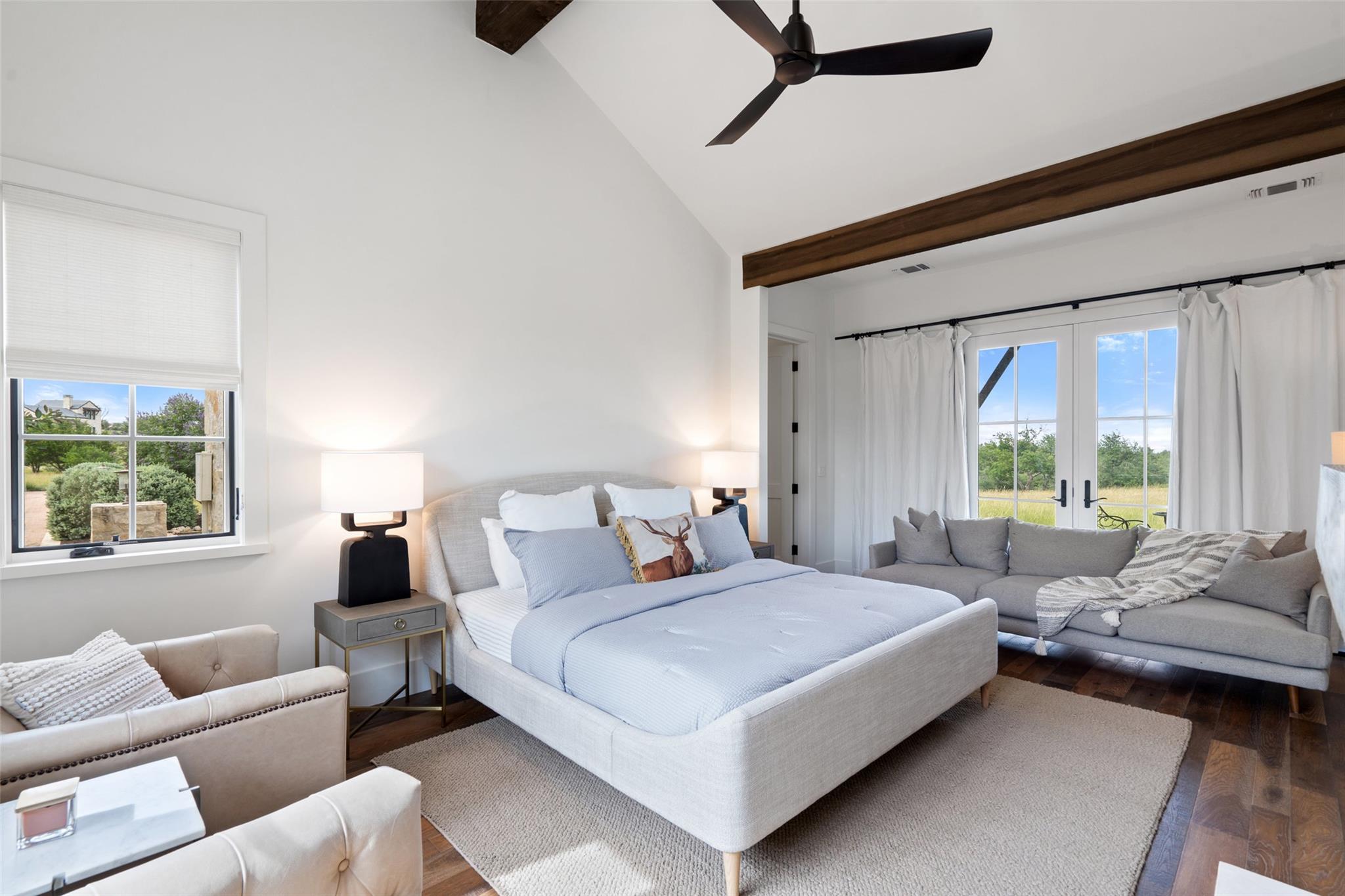 2194 Boot Ranch Cir, Fredericksburg, TX 78624