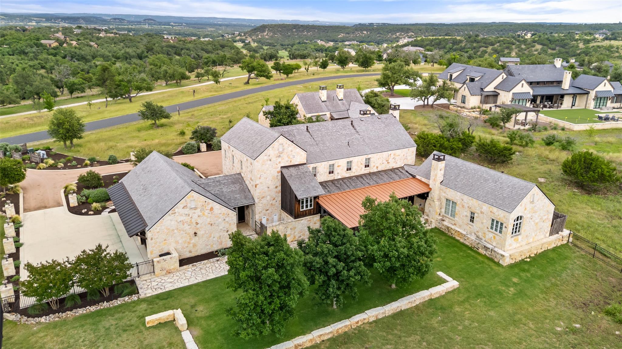 2194 Boot Ranch Cir, Fredericksburg, TX 78624