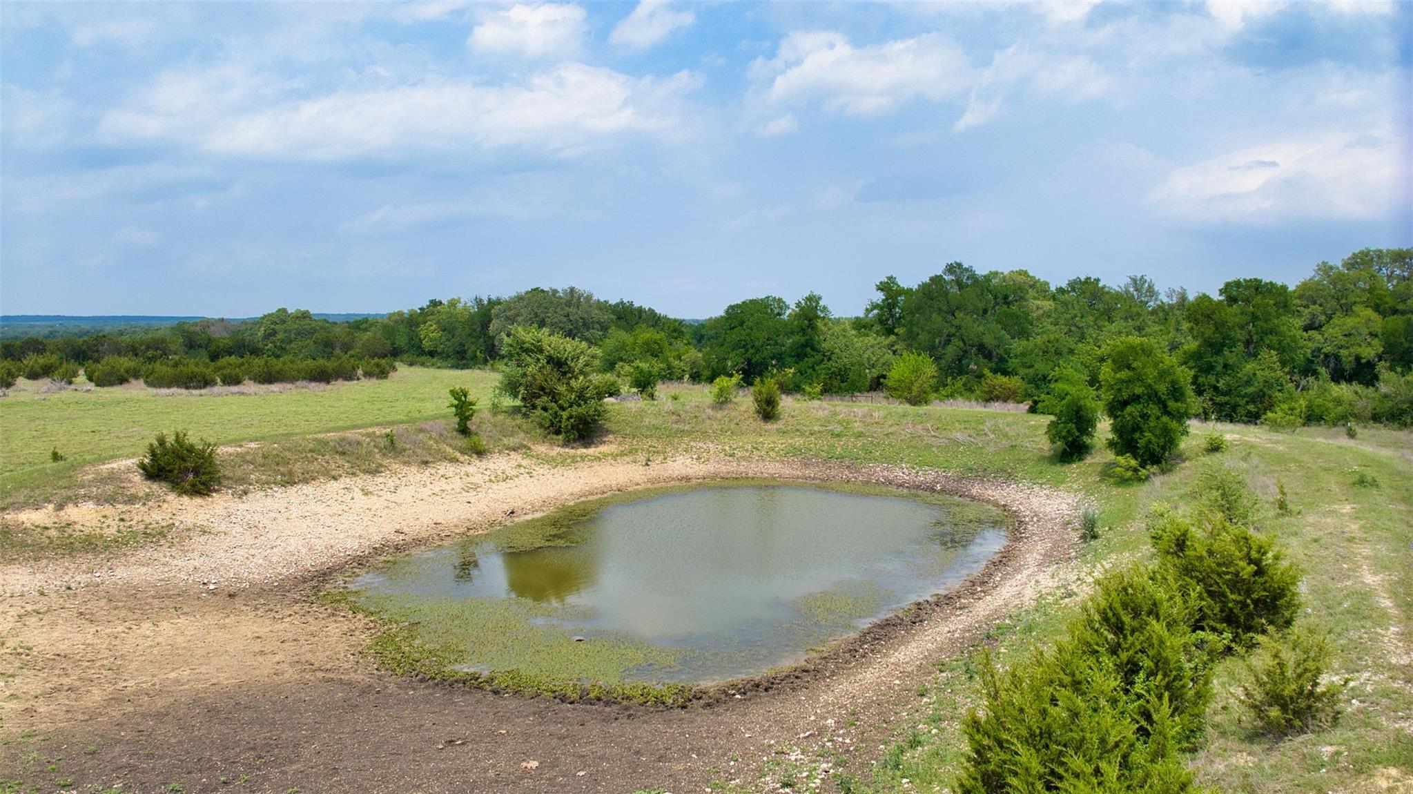 2700 County Road 245, Florence, TX 76527