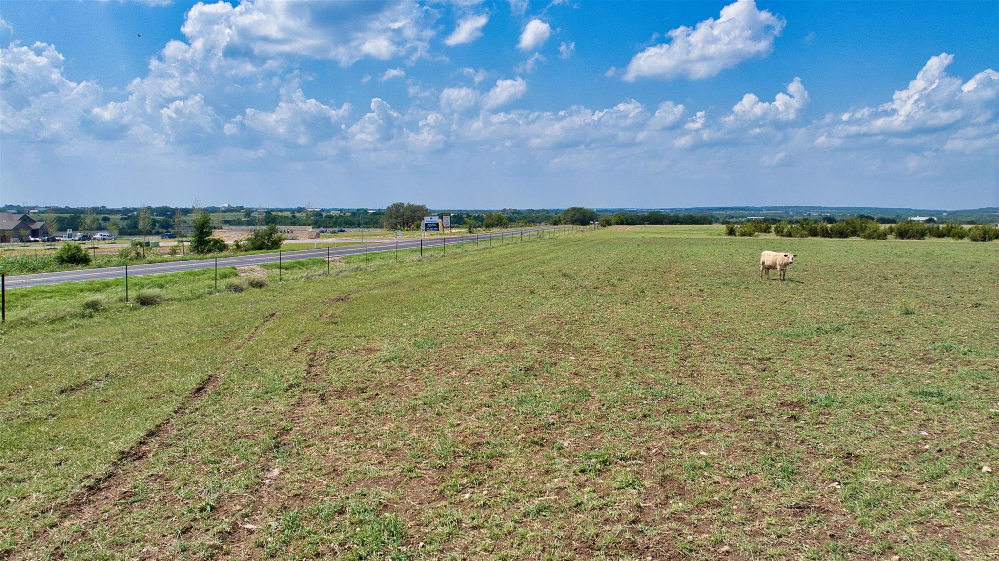 2700 County Road 245, Florence, TX 76527